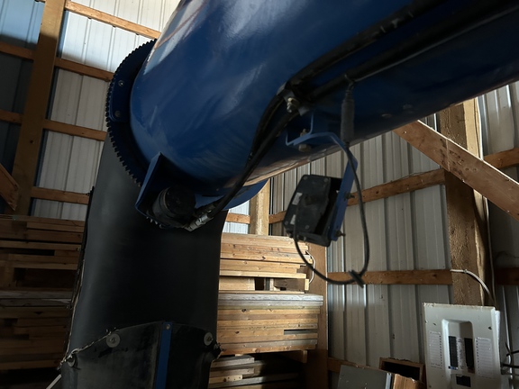 2014 Brandt 1020XR Grain Cart