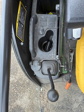 2023 John Deere 1025R Tractor Compact