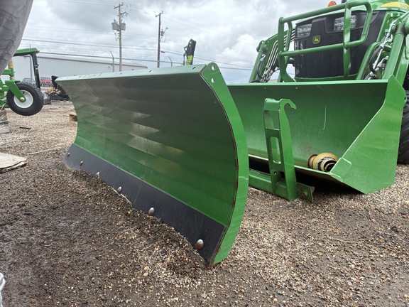 2023 John Deere 1025R Tractor Compact
