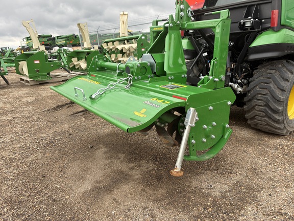 2023 John Deere 1025R Tractor Compact
