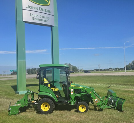 2023 John Deere 1025R Tractor Compact