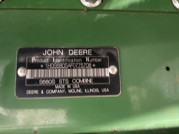 2015 John Deere S680 Combine