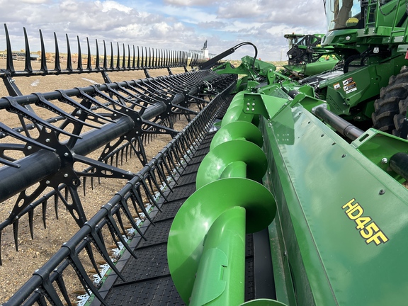 2023 John Deere HD45F Header Combine