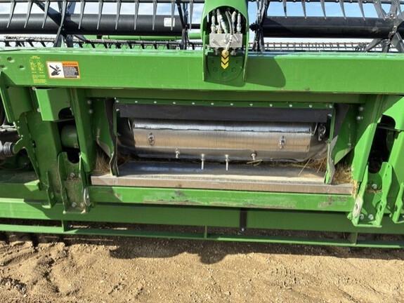 2021 John Deere RD45F Header Combine