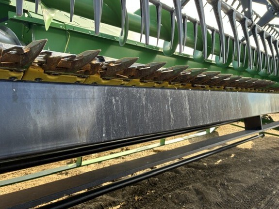 2021 John Deere RD45F Header Combine