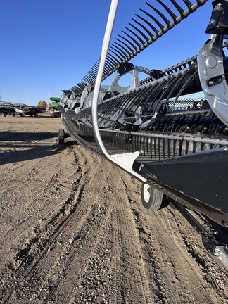 2022 MacDon FD240 Header Combine