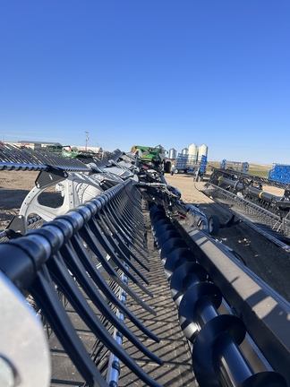 2022 MacDon FD240 Header Combine