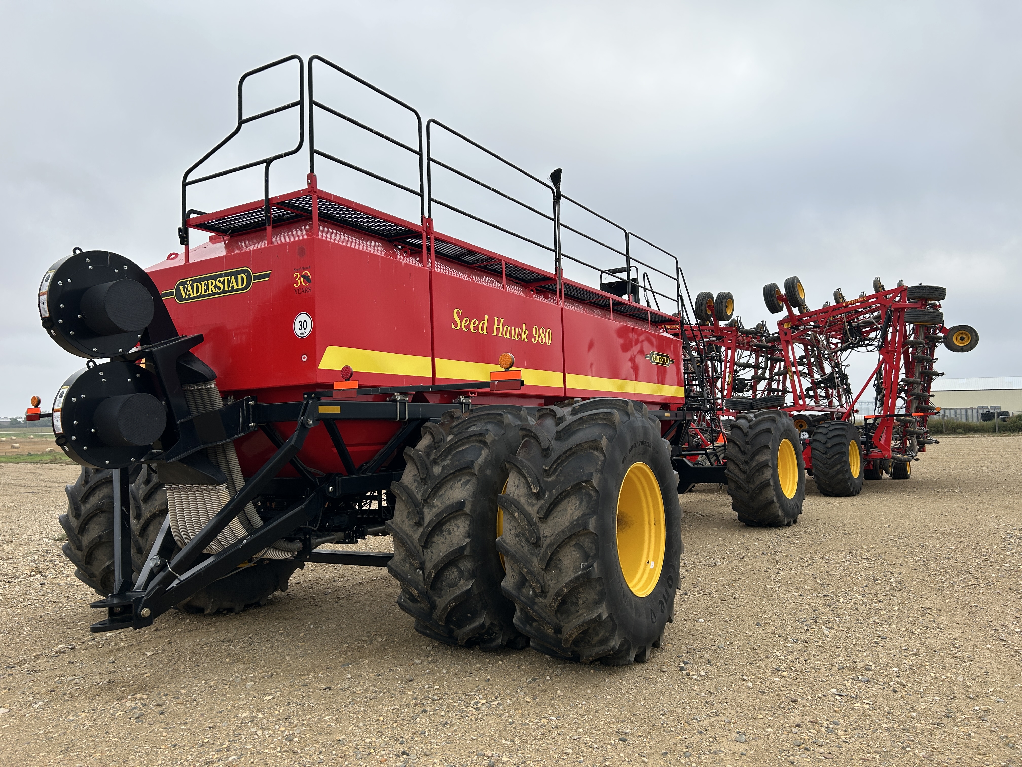 2022 Seed Hawk 8412 & 980 Air Drill