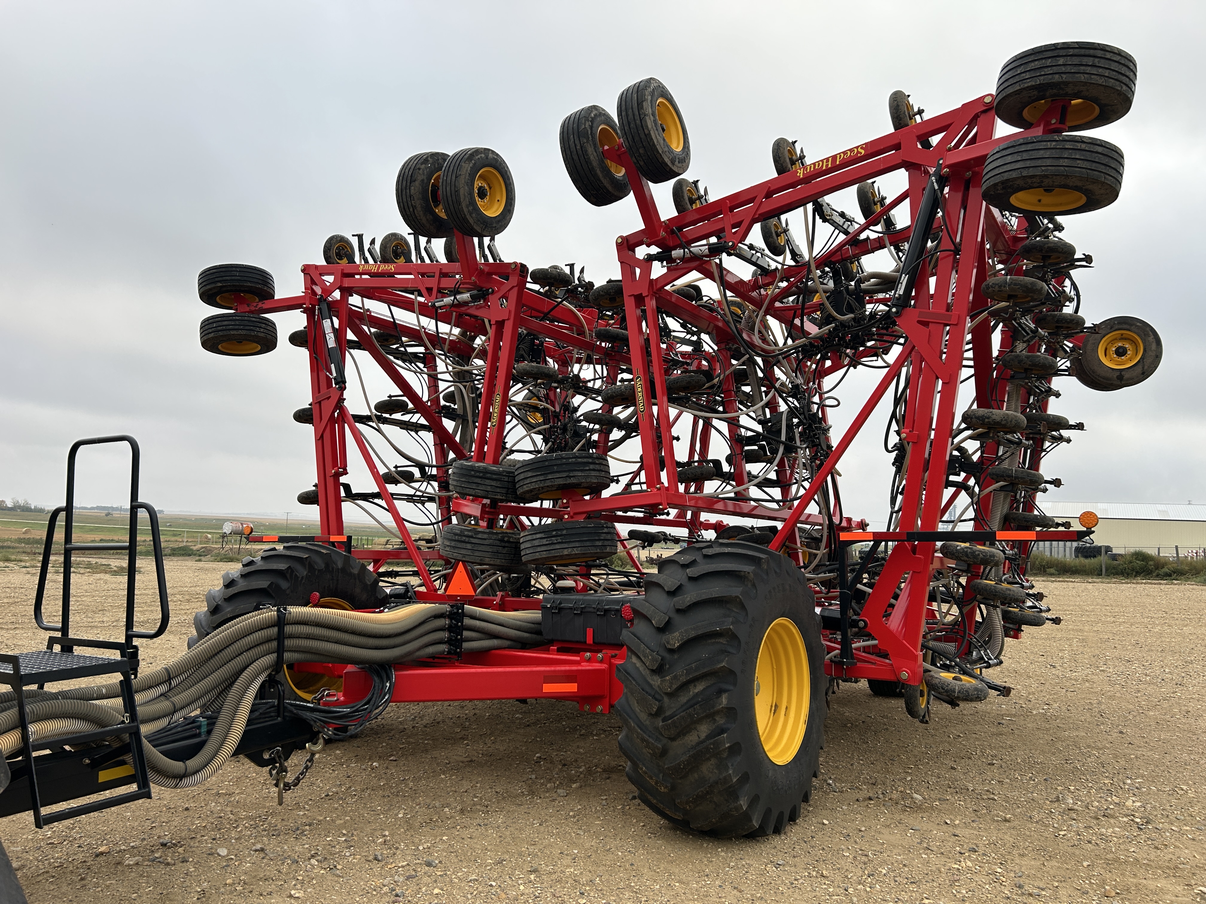 2022 Seed Hawk 8412 & 980 Air Drill