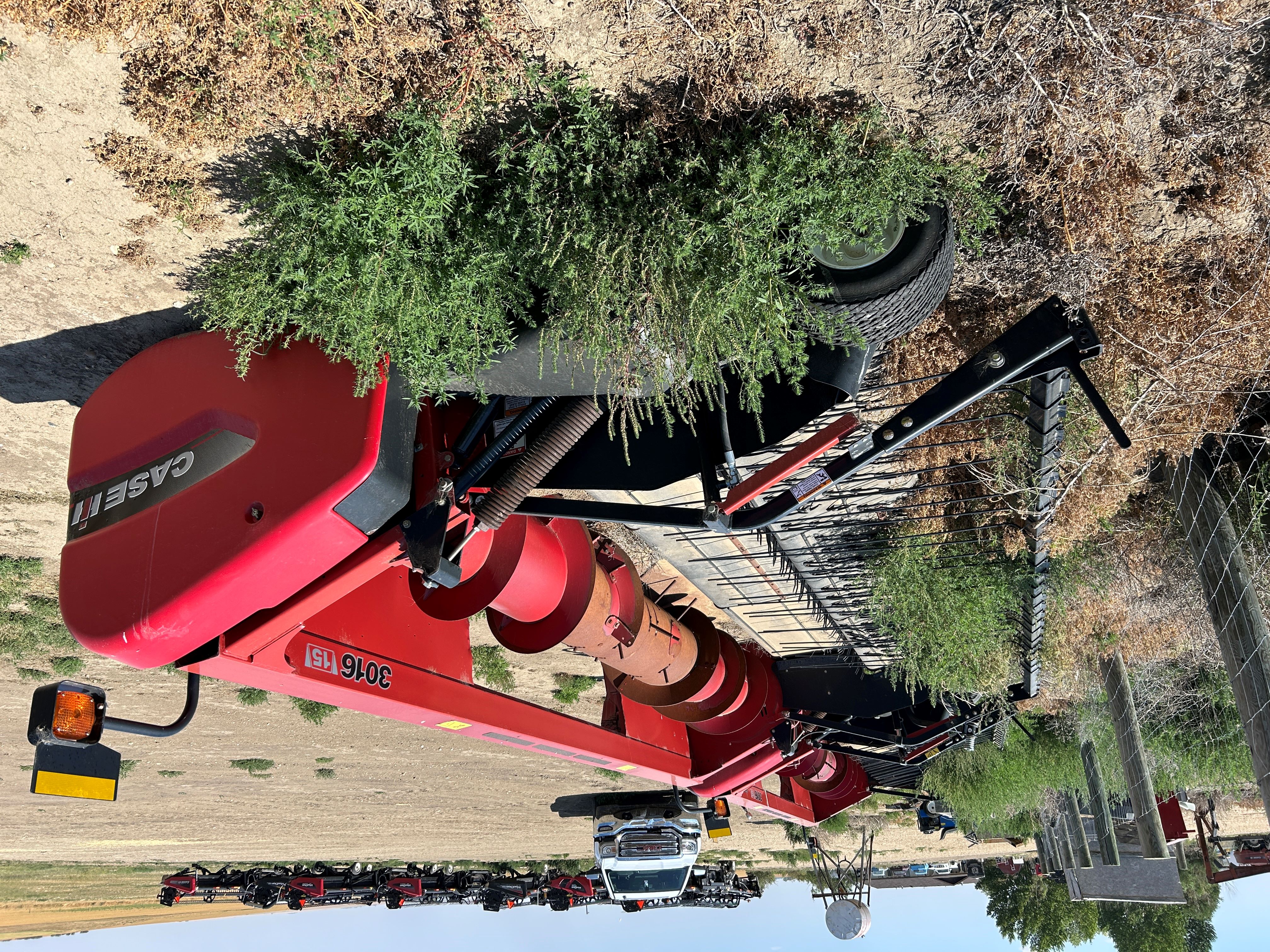 2011 Case IH 3016 Header Pickup