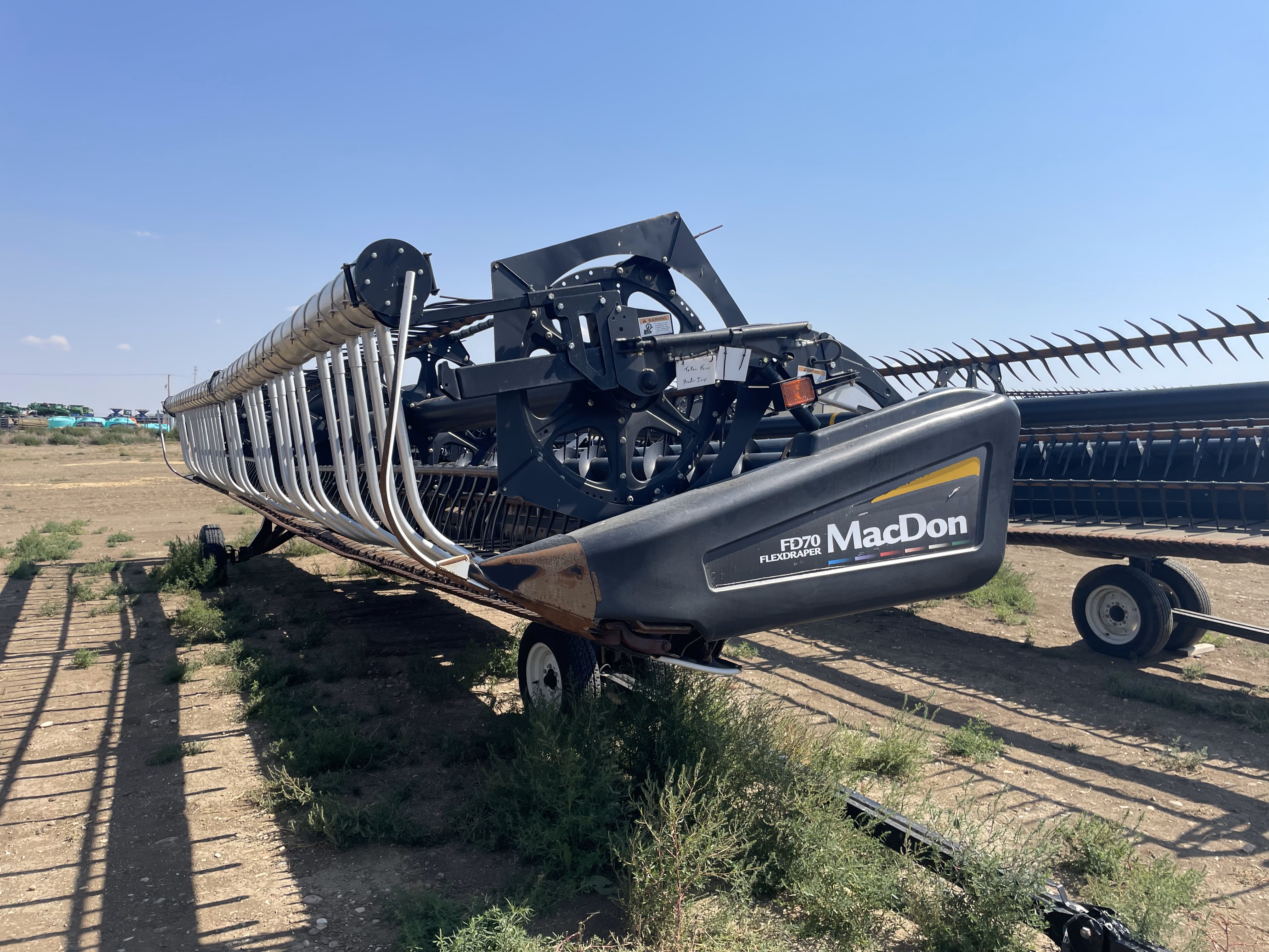 2011 MacDon FD70-35 Header Combine