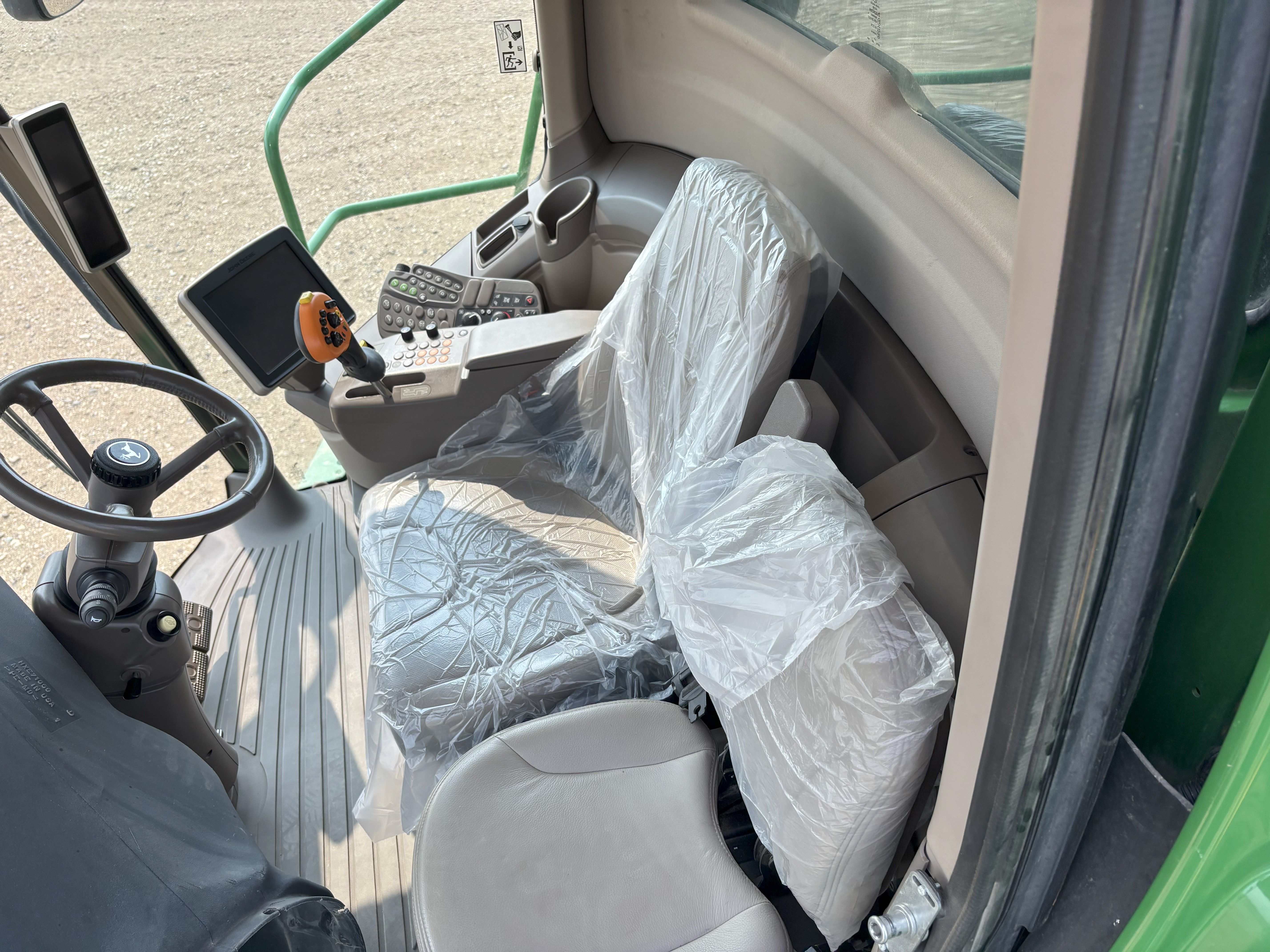 2017 John Deere S680 Combine