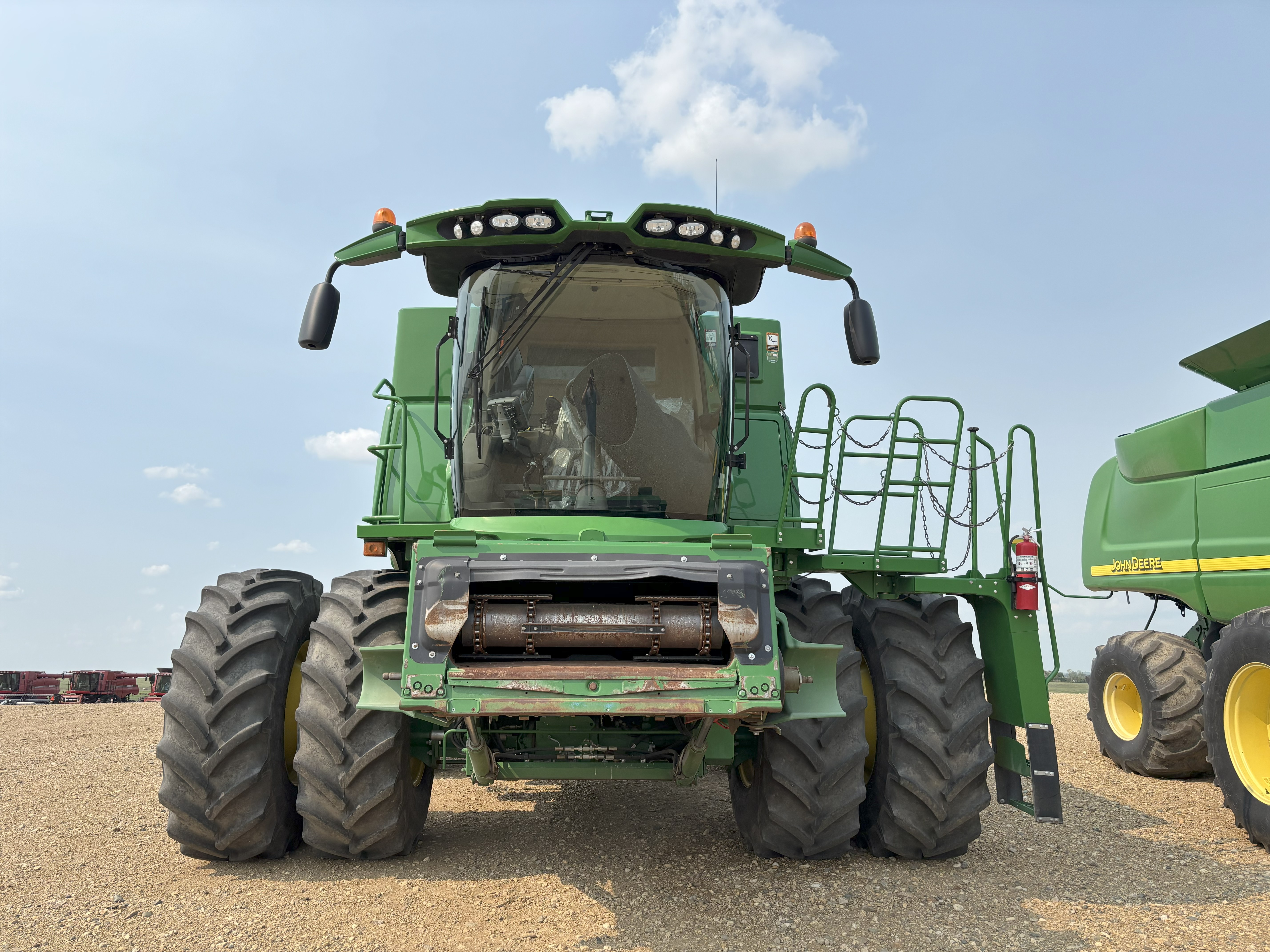 2017 John Deere S680 Combine