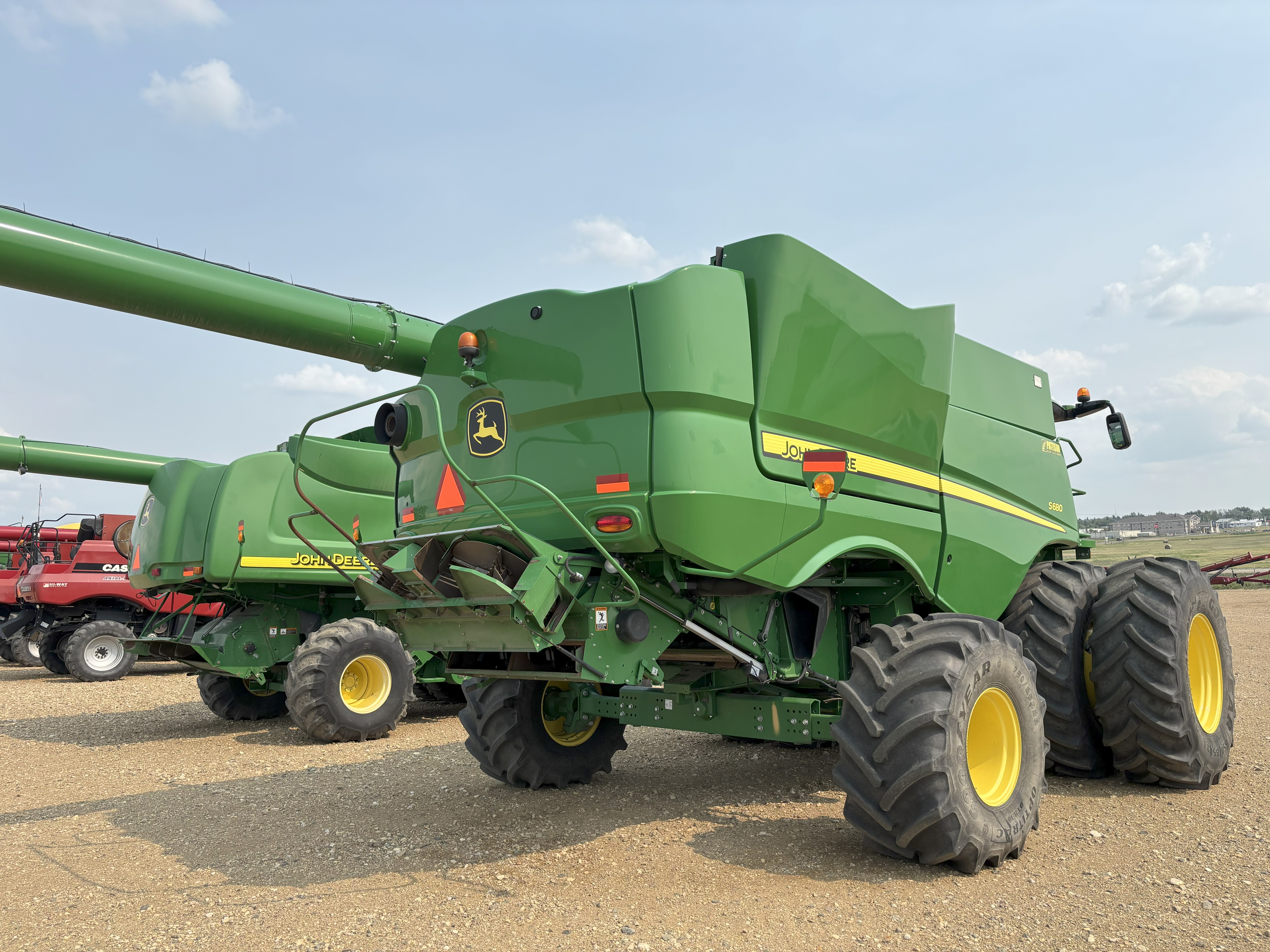 2017 John Deere S680 Combine