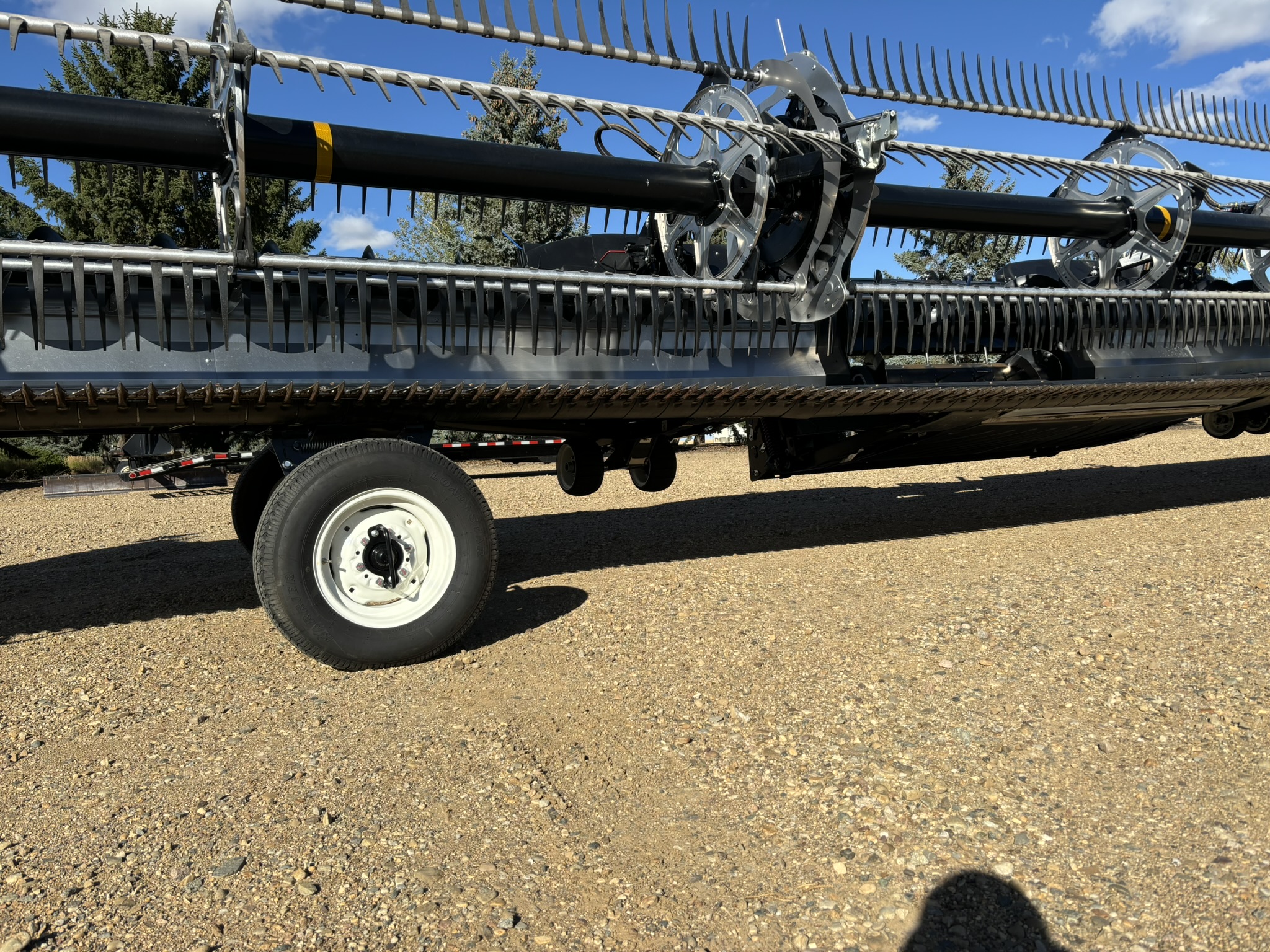 2022 MacDon FD245 Header Draper Flex