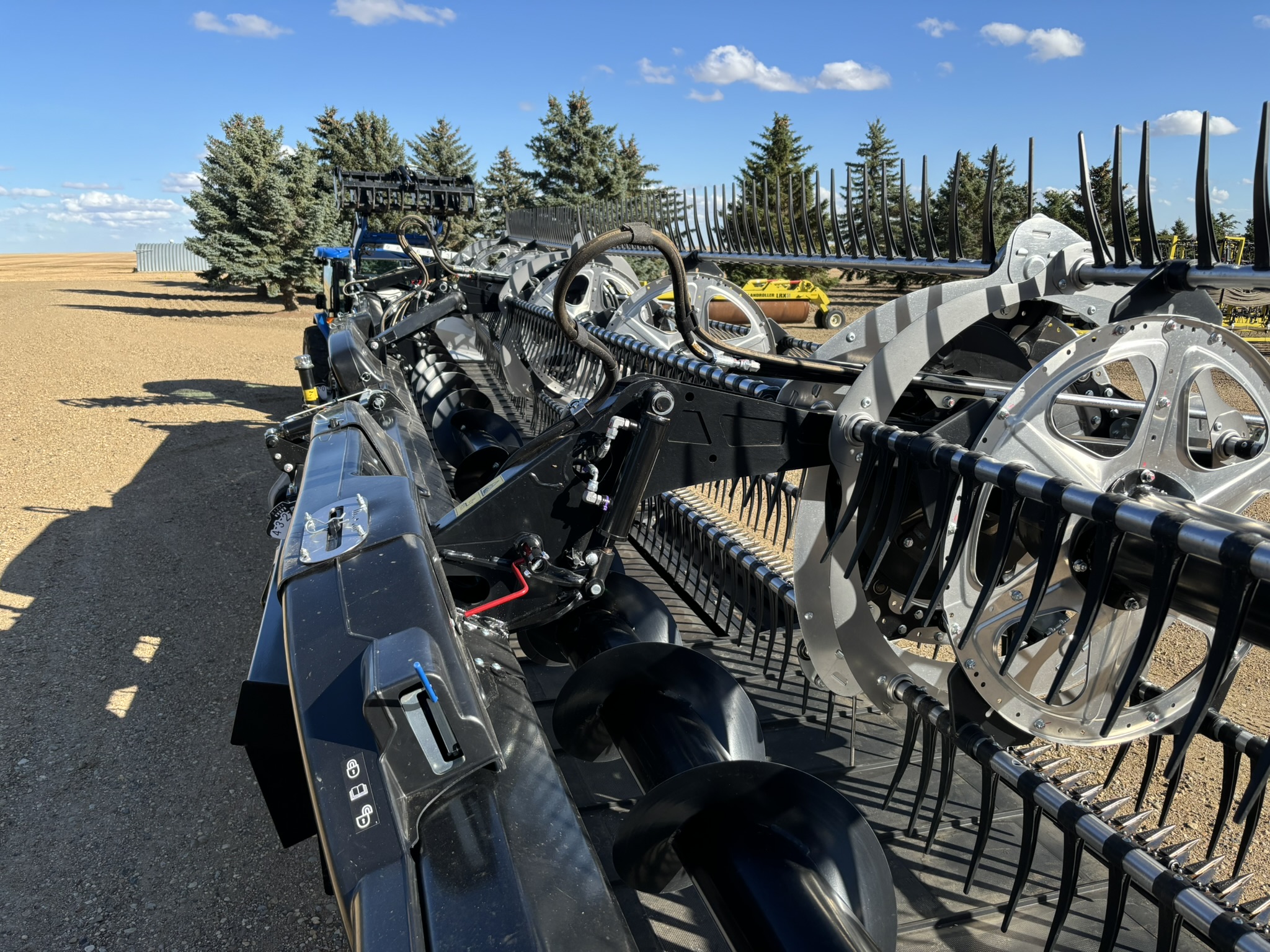 2022 MacDon FD245 Header Draper Flex