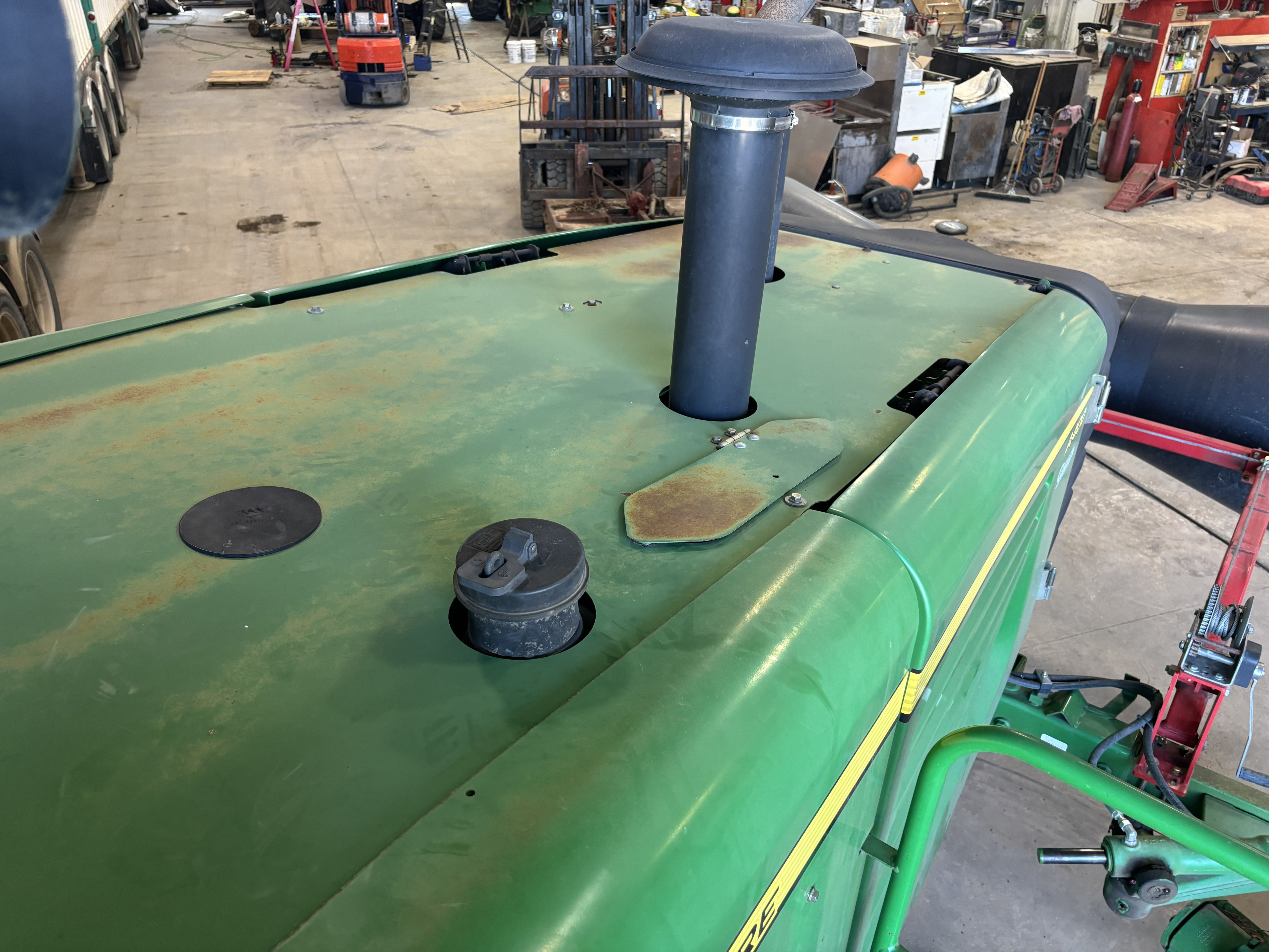 2012 John Deere A400 Windrower