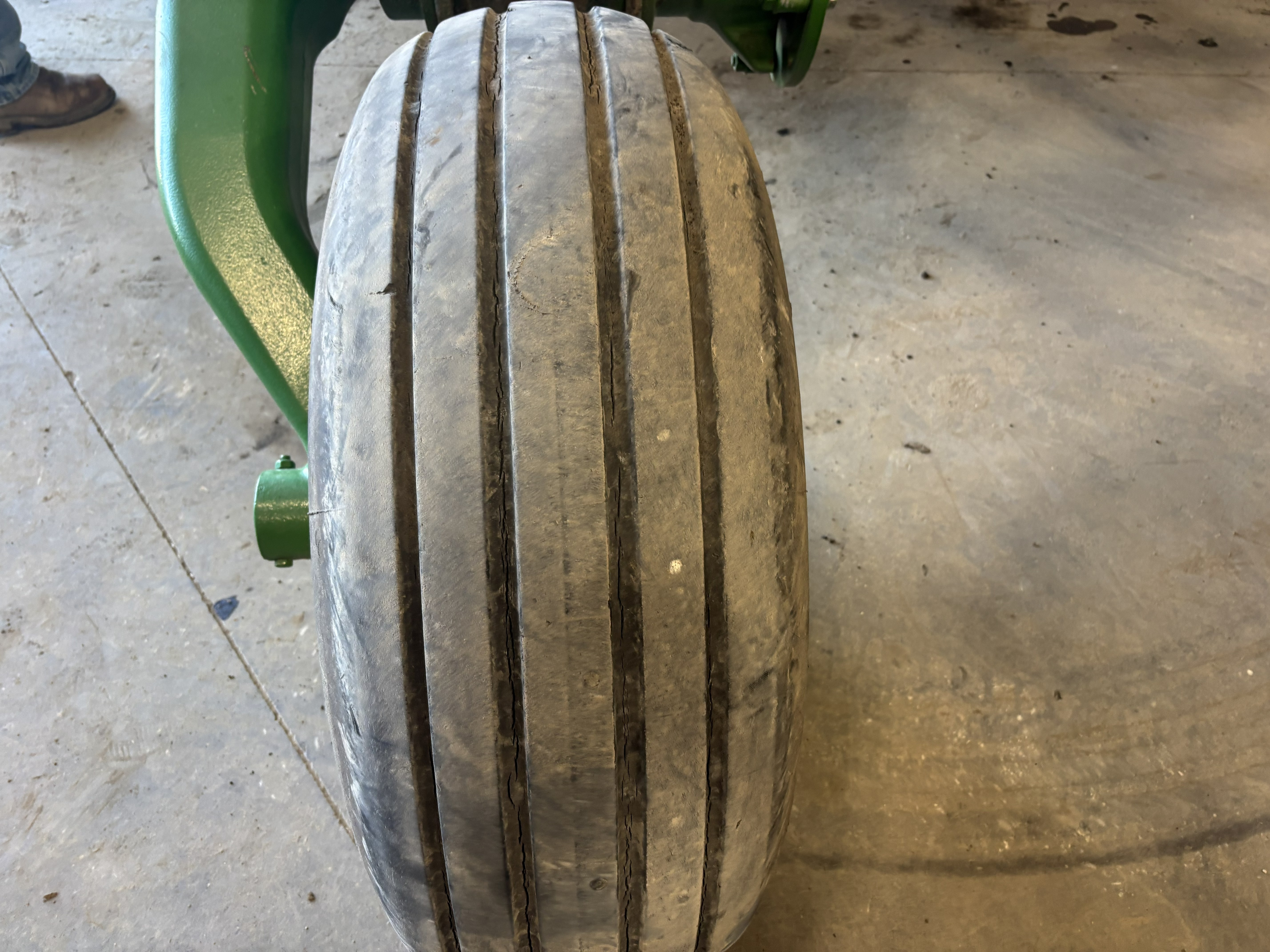 2012 John Deere A400 Windrower