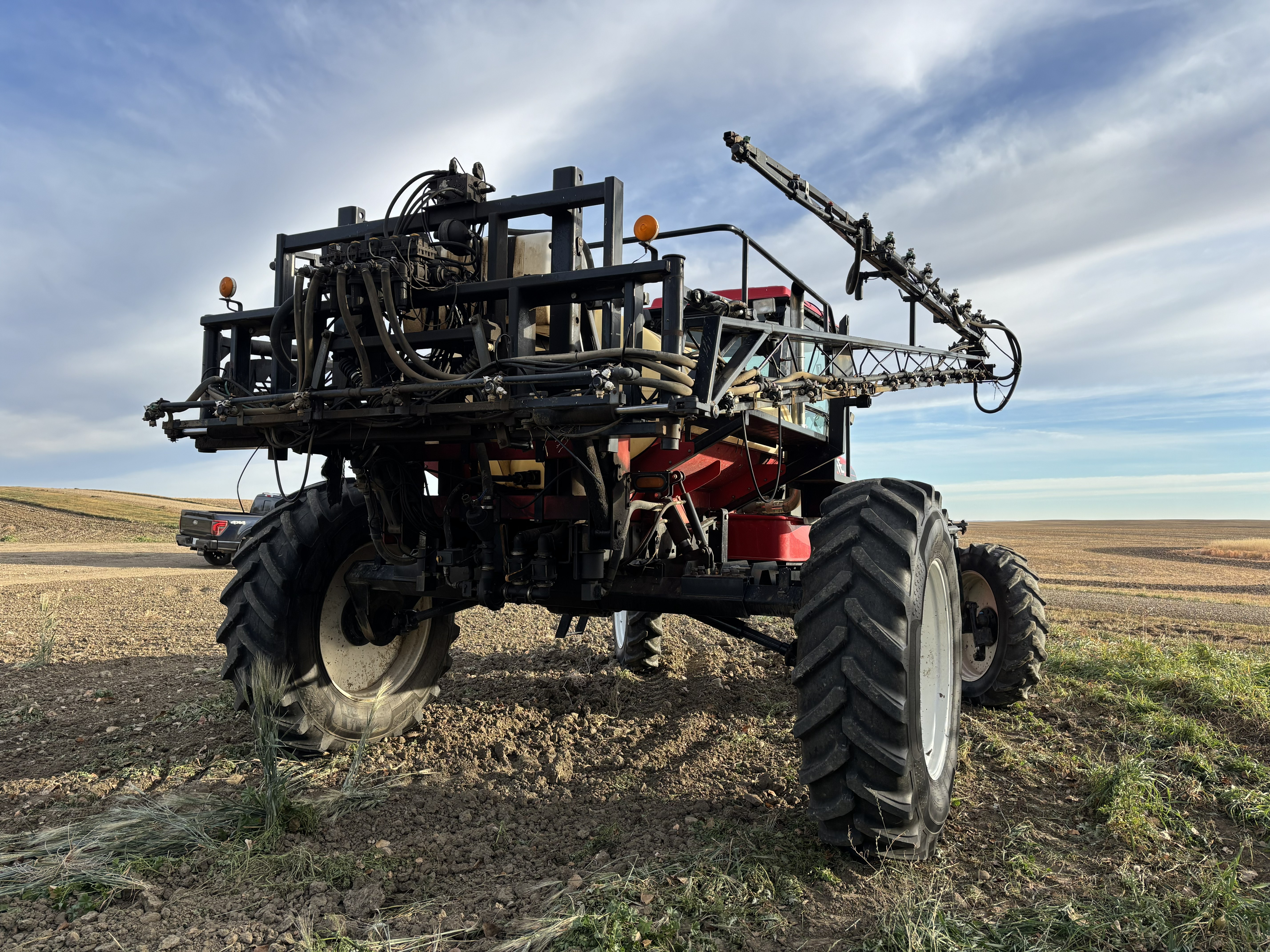 2004 Apache 859 Sprayer/High Clearance