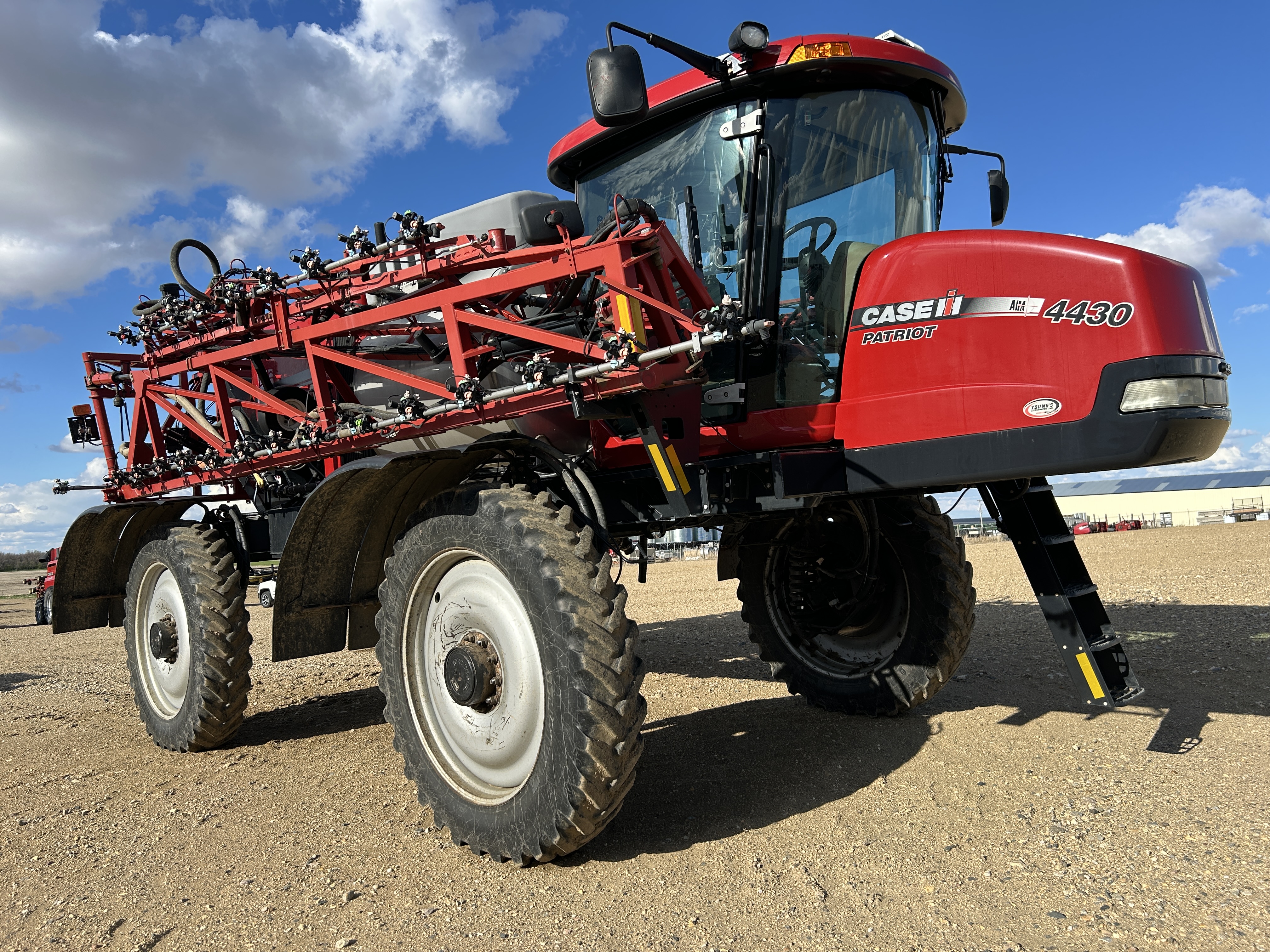 2014 Case IH Patriot 4430 Sprayer/High Clearance