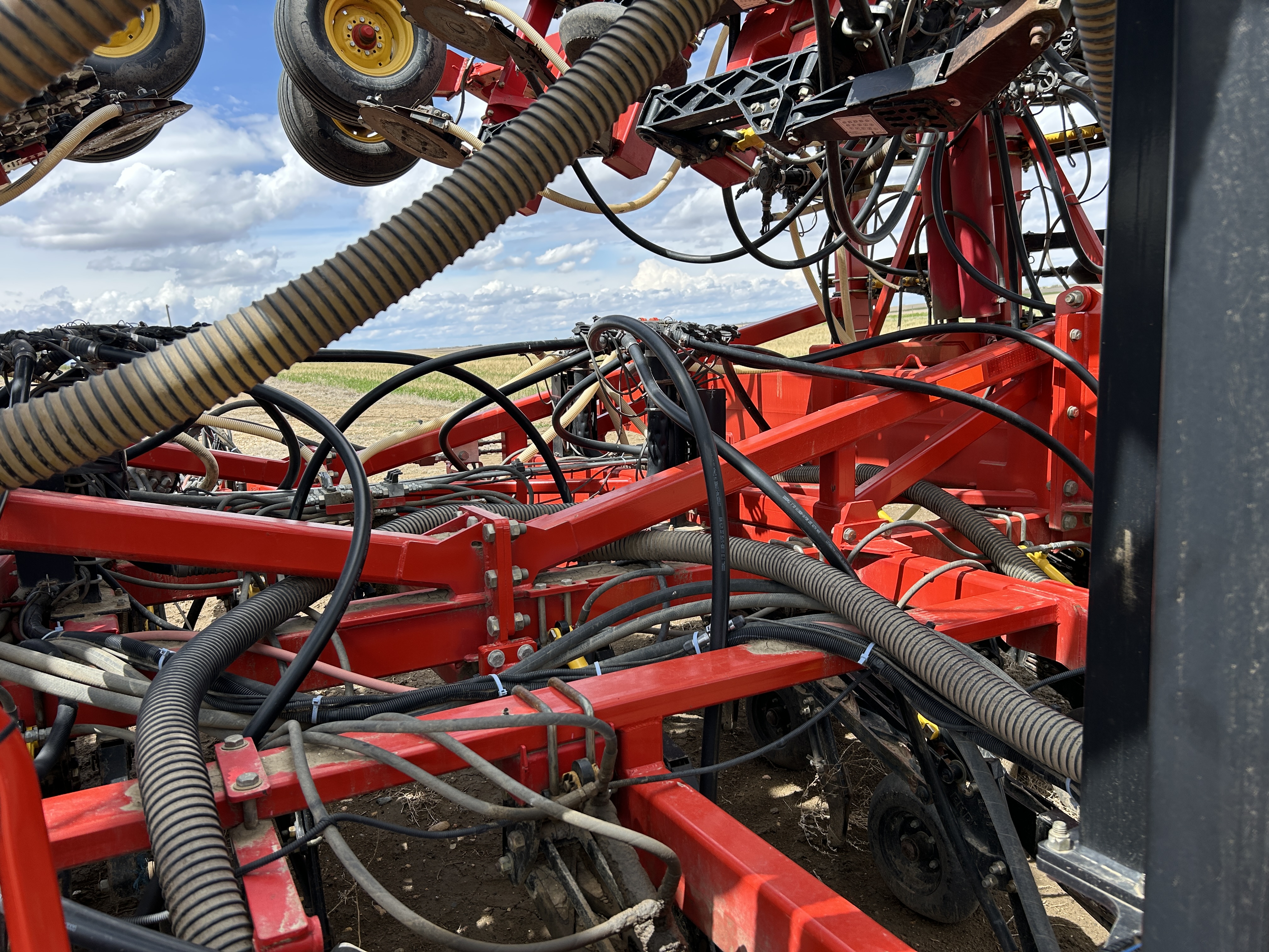 2013 Bourgault 3320-66-10 Air Drill