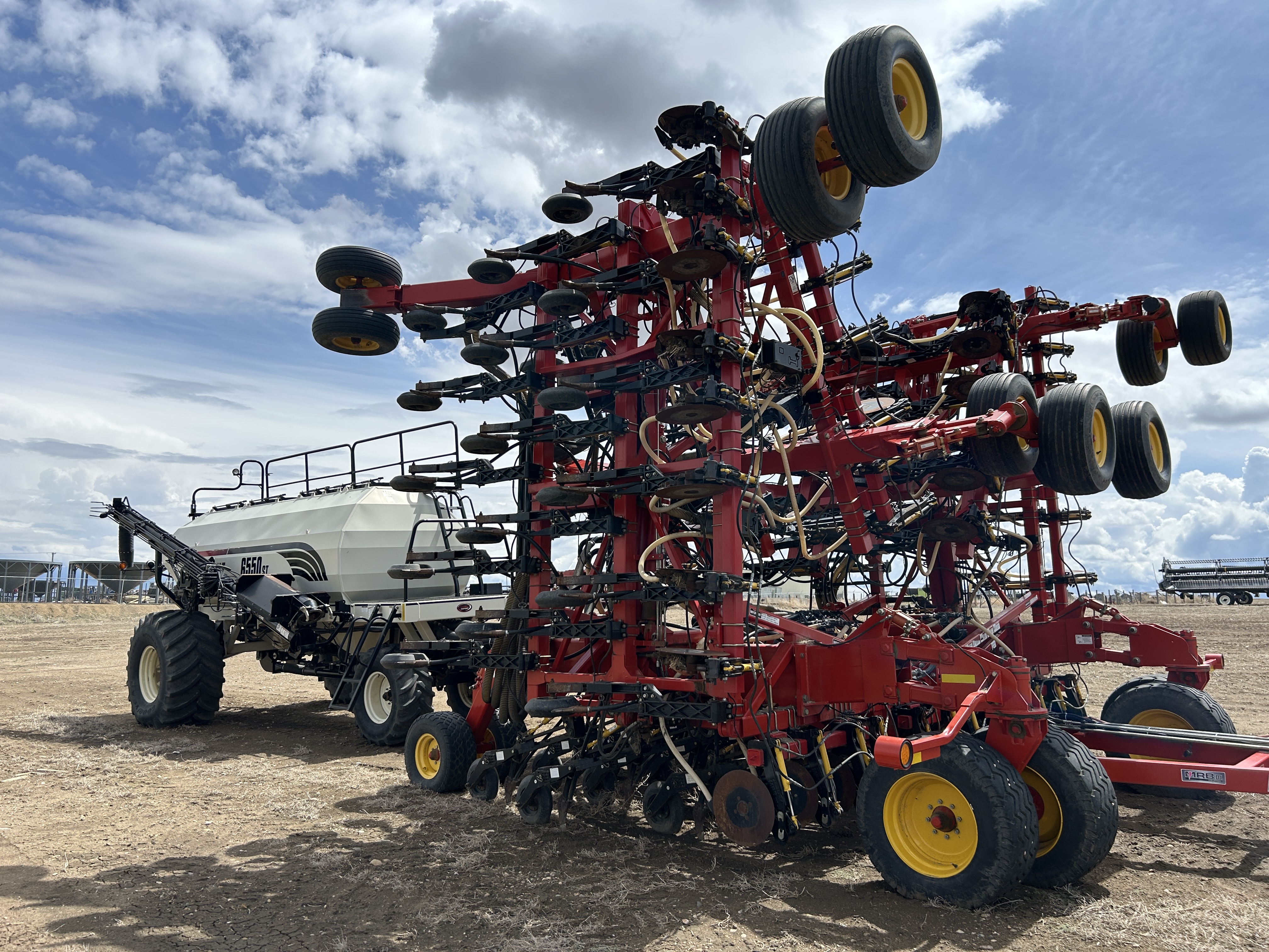 2013 Bourgault 3320-66-10 & 2010 6550ST Air Drill
