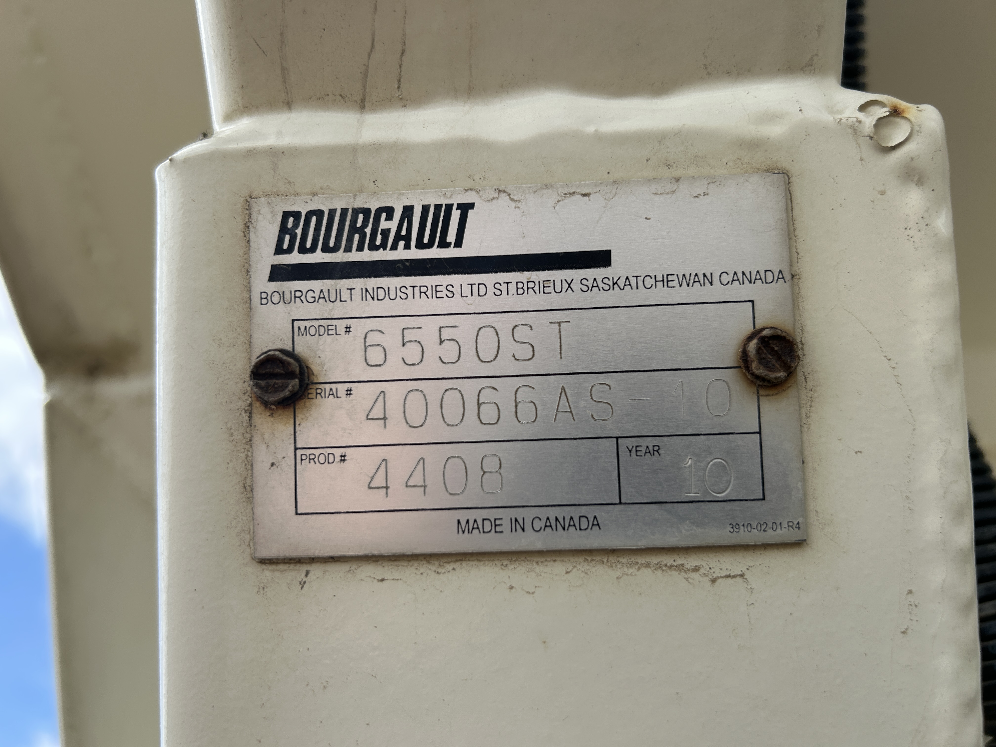 2013 Bourgault 3320-66-10 & 2010 6550ST Air Drill