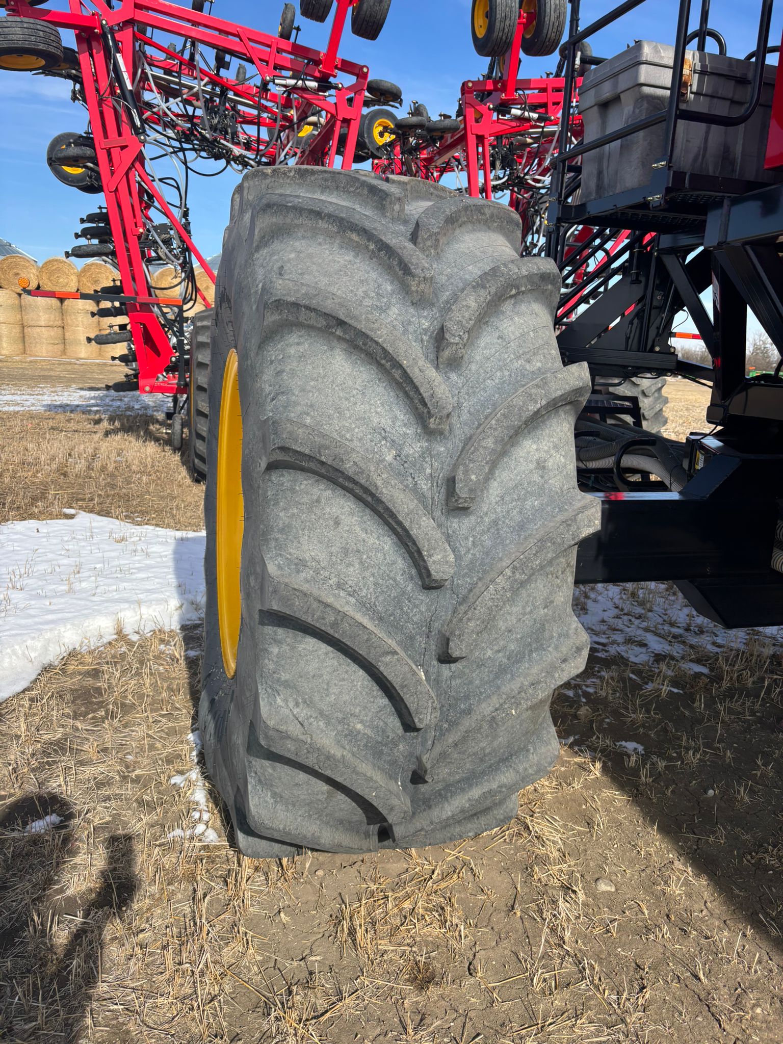 2024 Seed Hawk 8412 & 1000 Air Drill