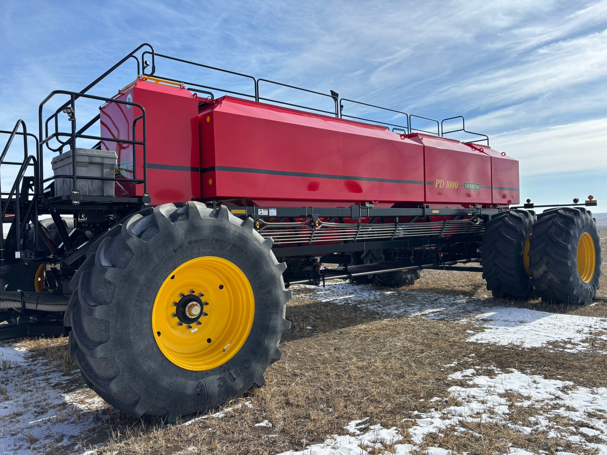 2024 Seed Hawk 8412 & 1000 Air Drill