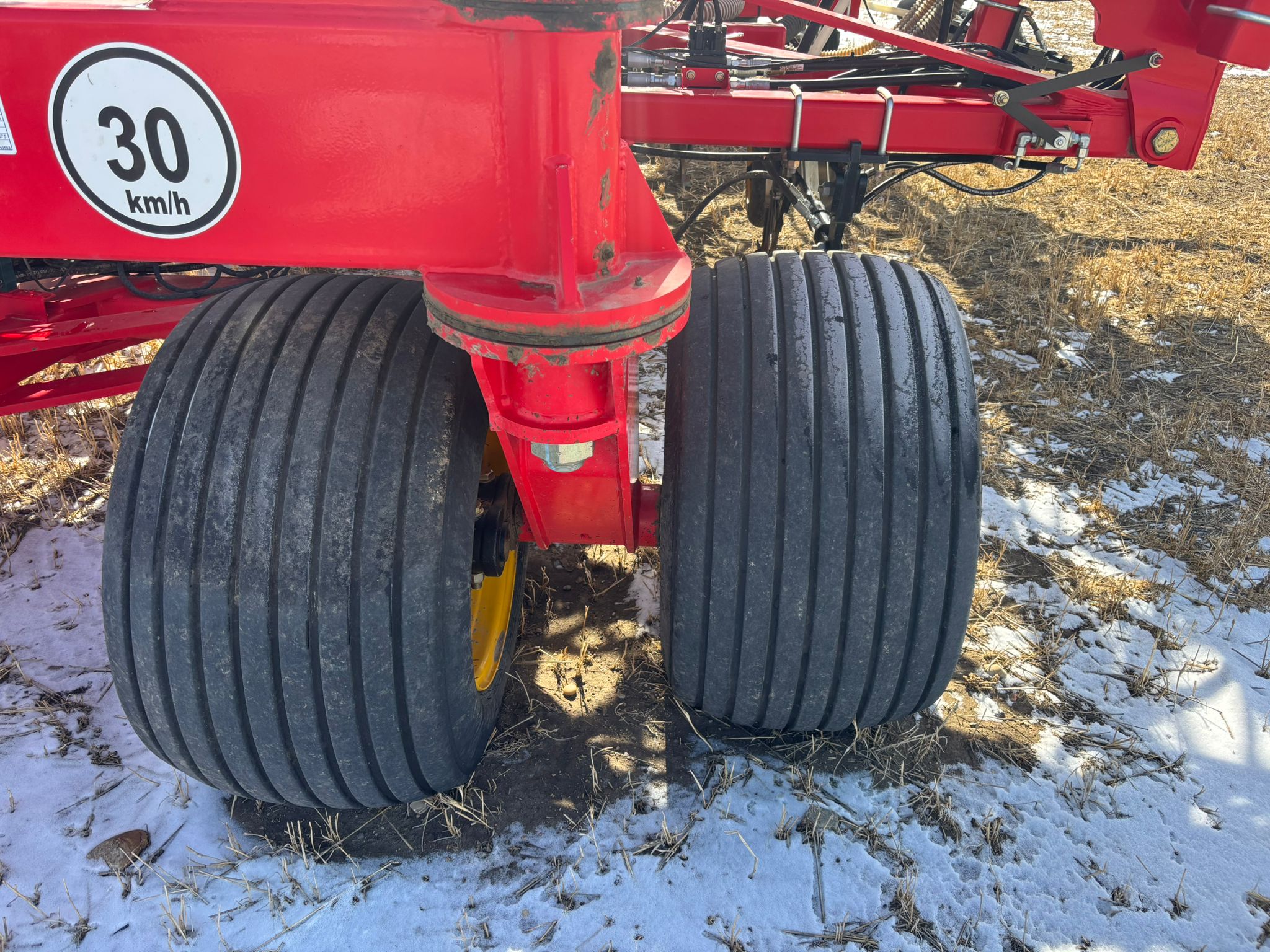 2024 Seed Hawk 8412 & 1000 Air Drill