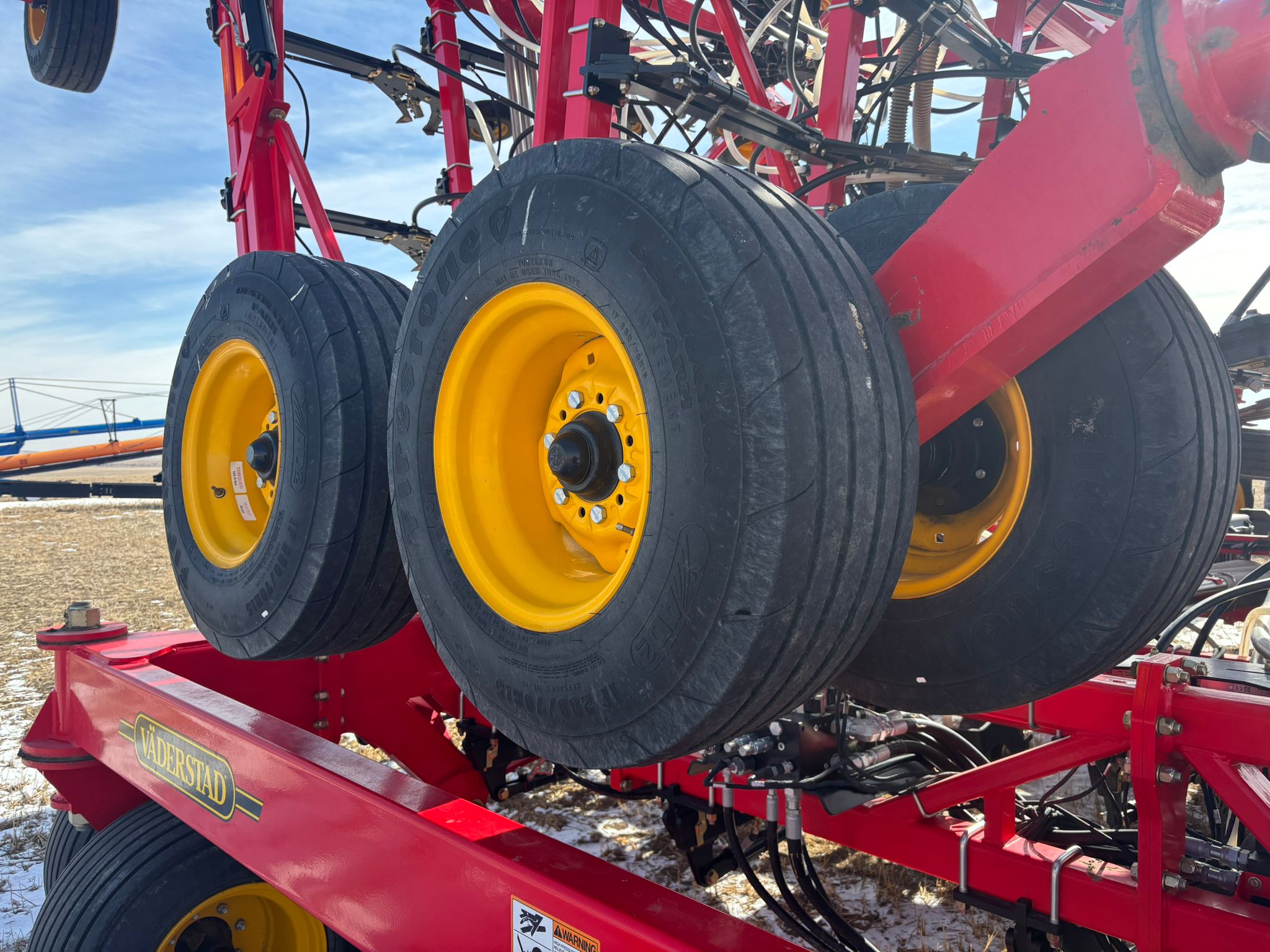 2024 Seed Hawk 8412 & 1000 Air Drill