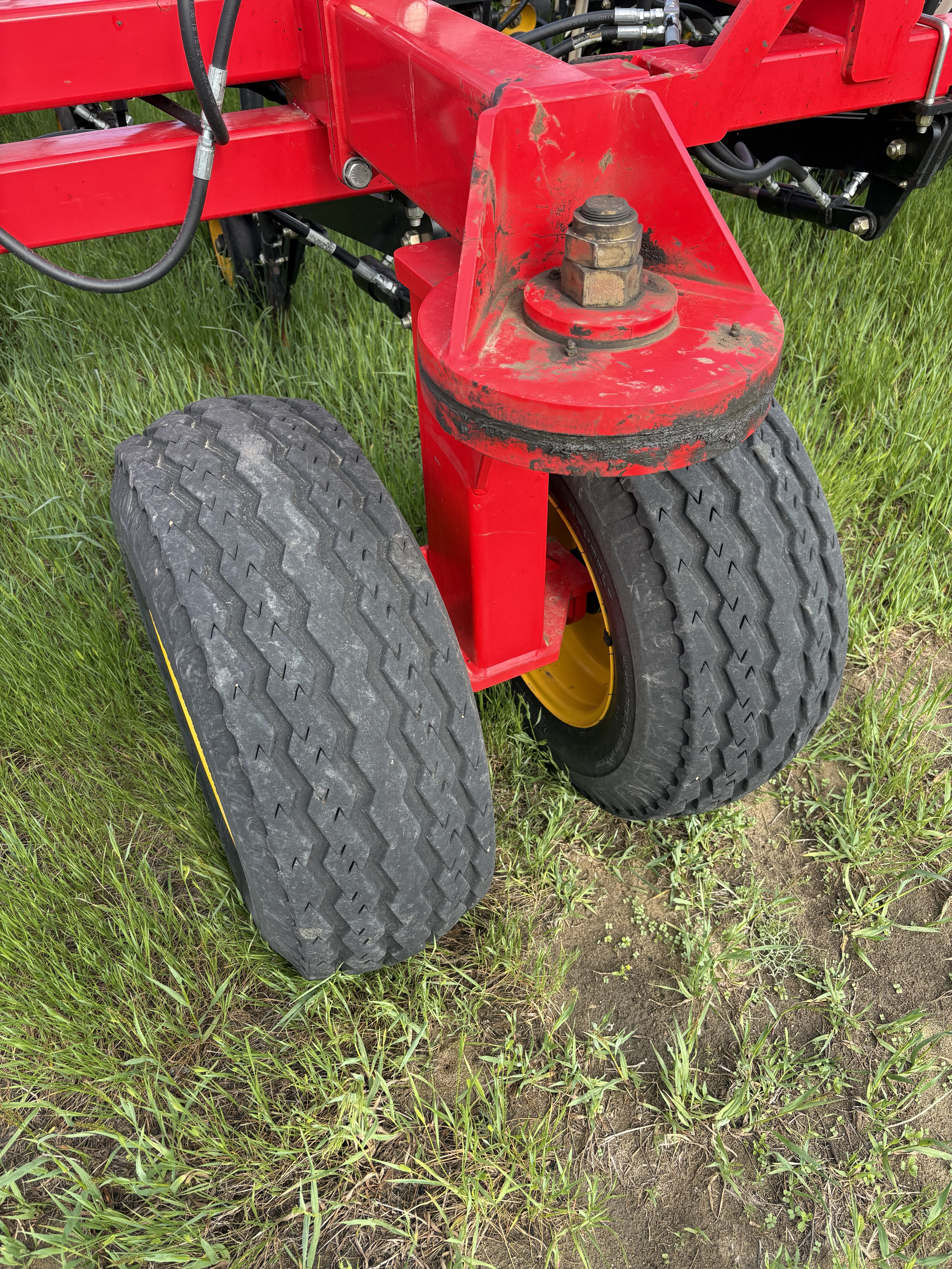 2019 Seed Hawk 8412 & 980 Air Drill