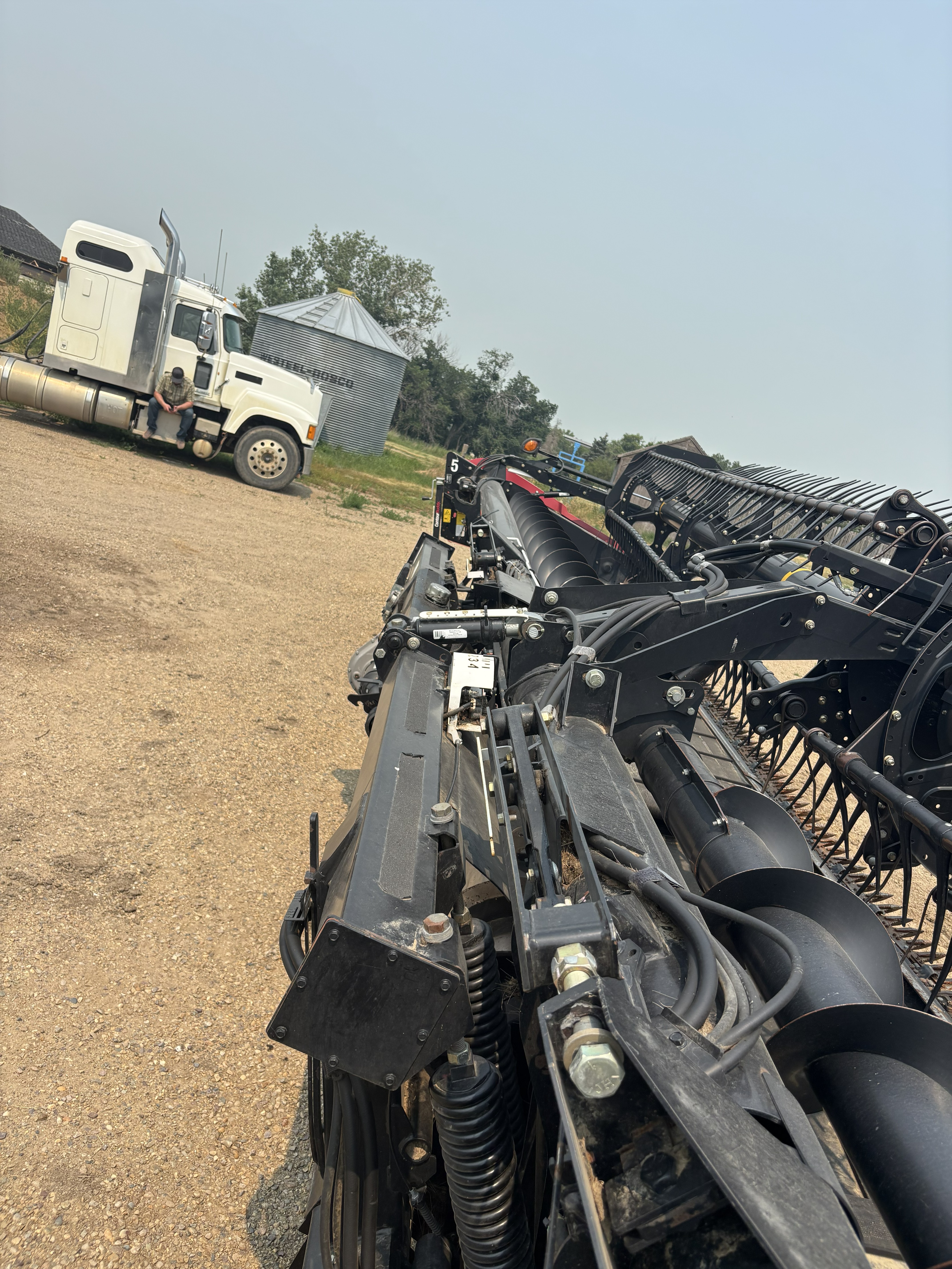 2016 MacDon FD75-40 Header Draper Flex