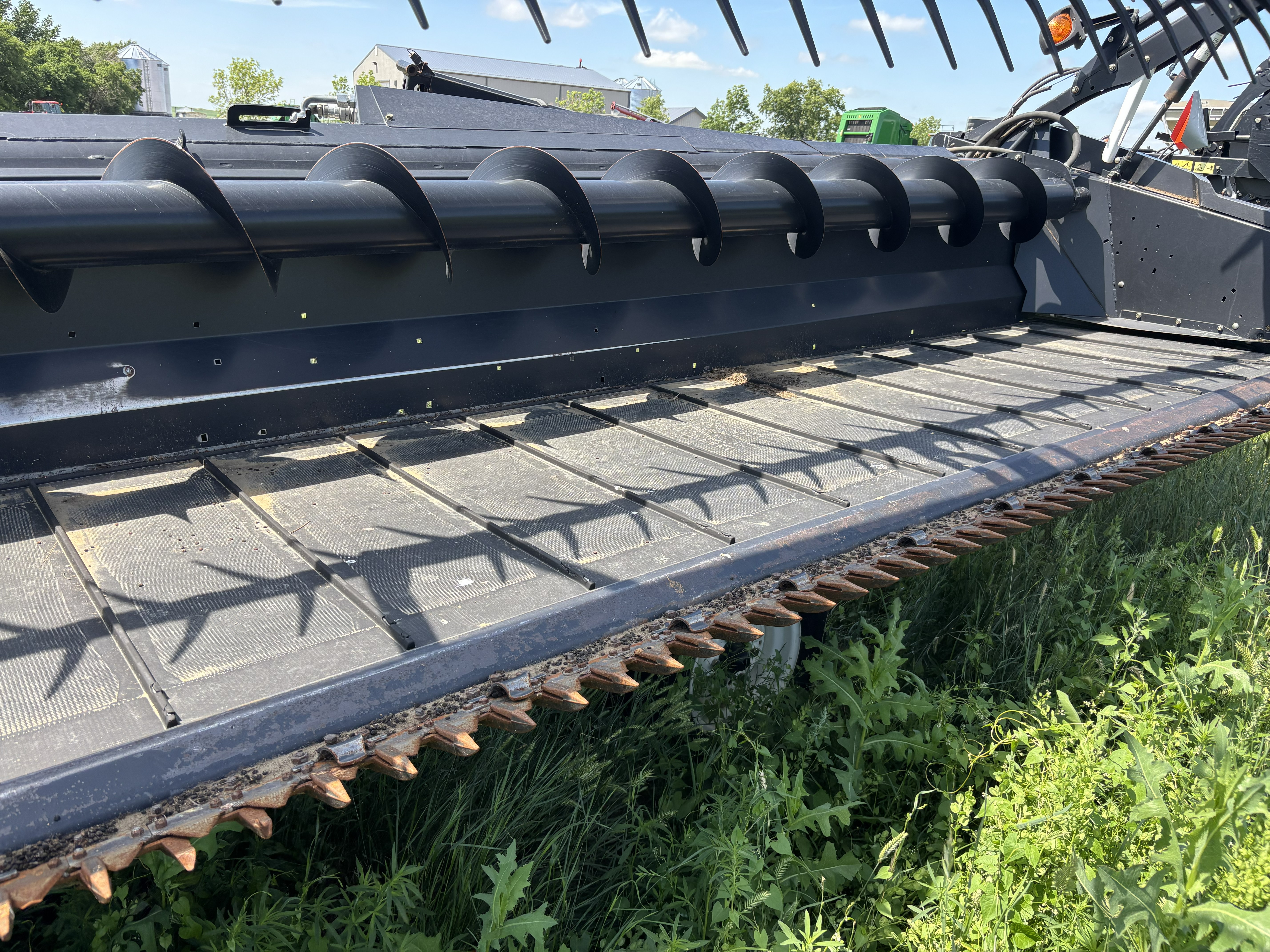 2014 MacDon D65-35 Header Draper