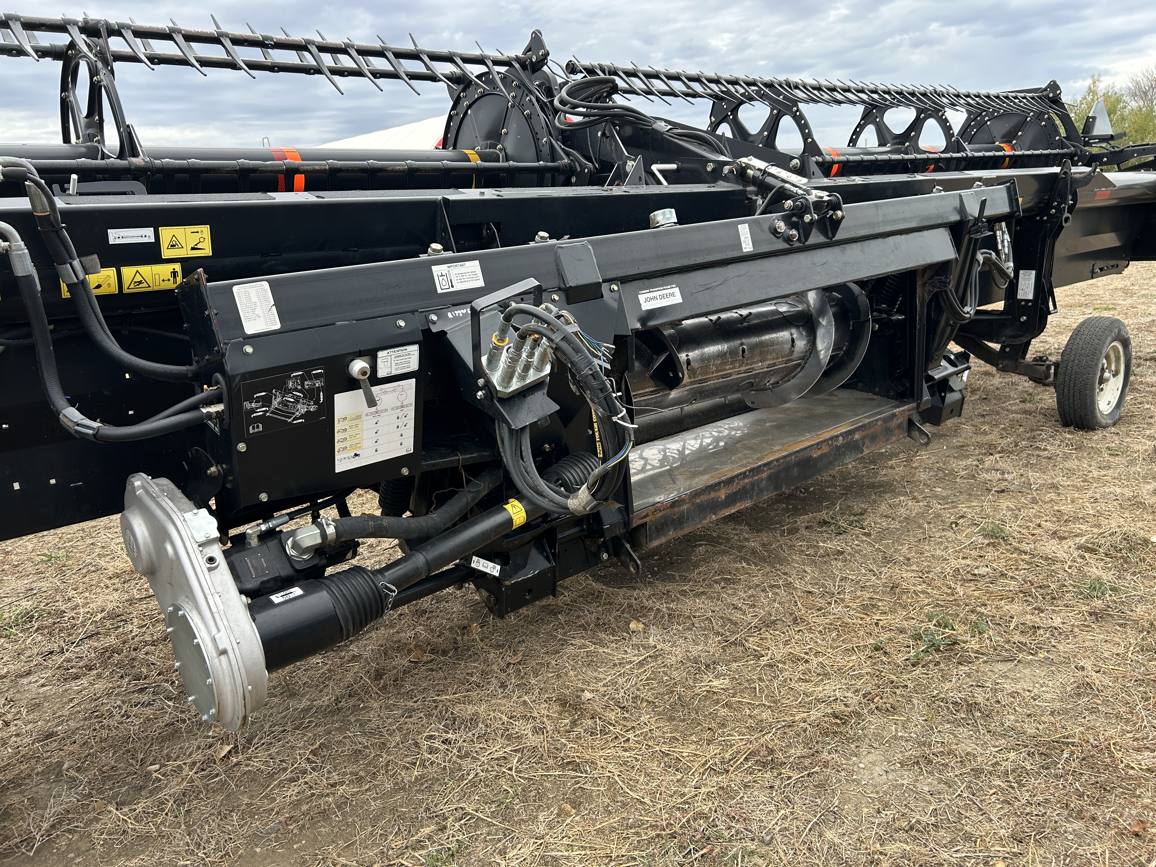 2016 MacDon D65-35 Header Draper