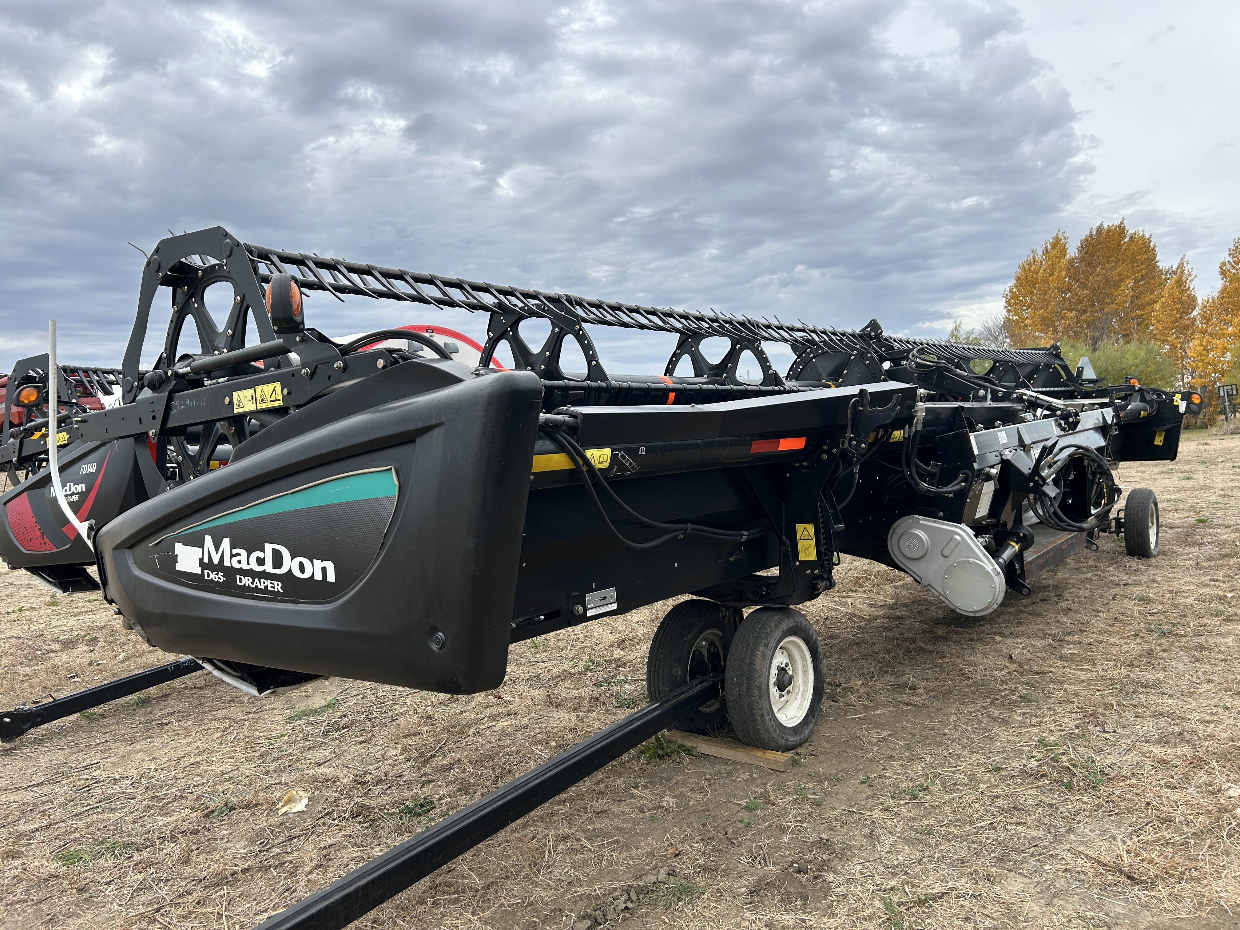 2016 MacDon D65-35 Header Draper