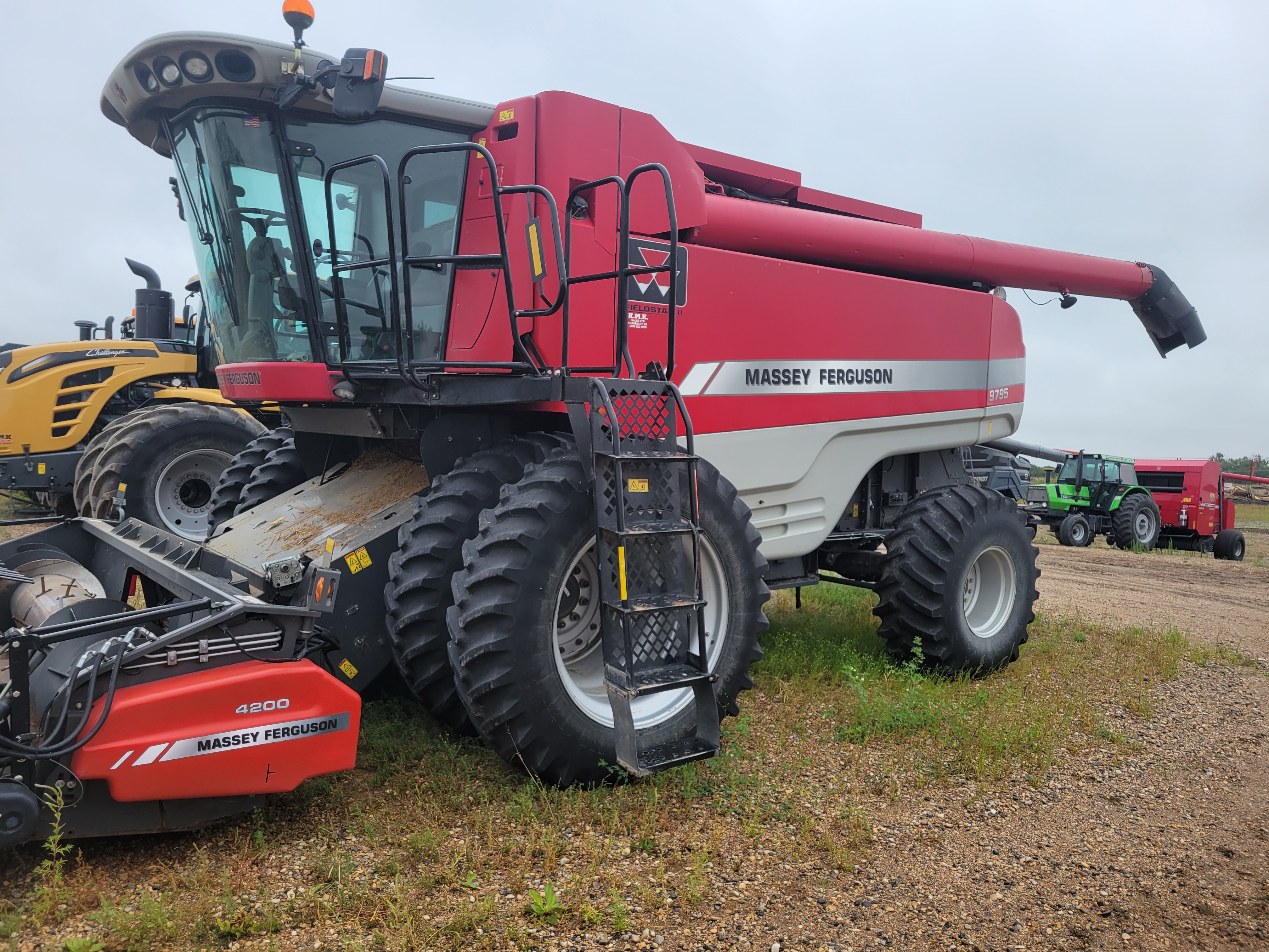 2009 Massey Ferguson 9795 Combine