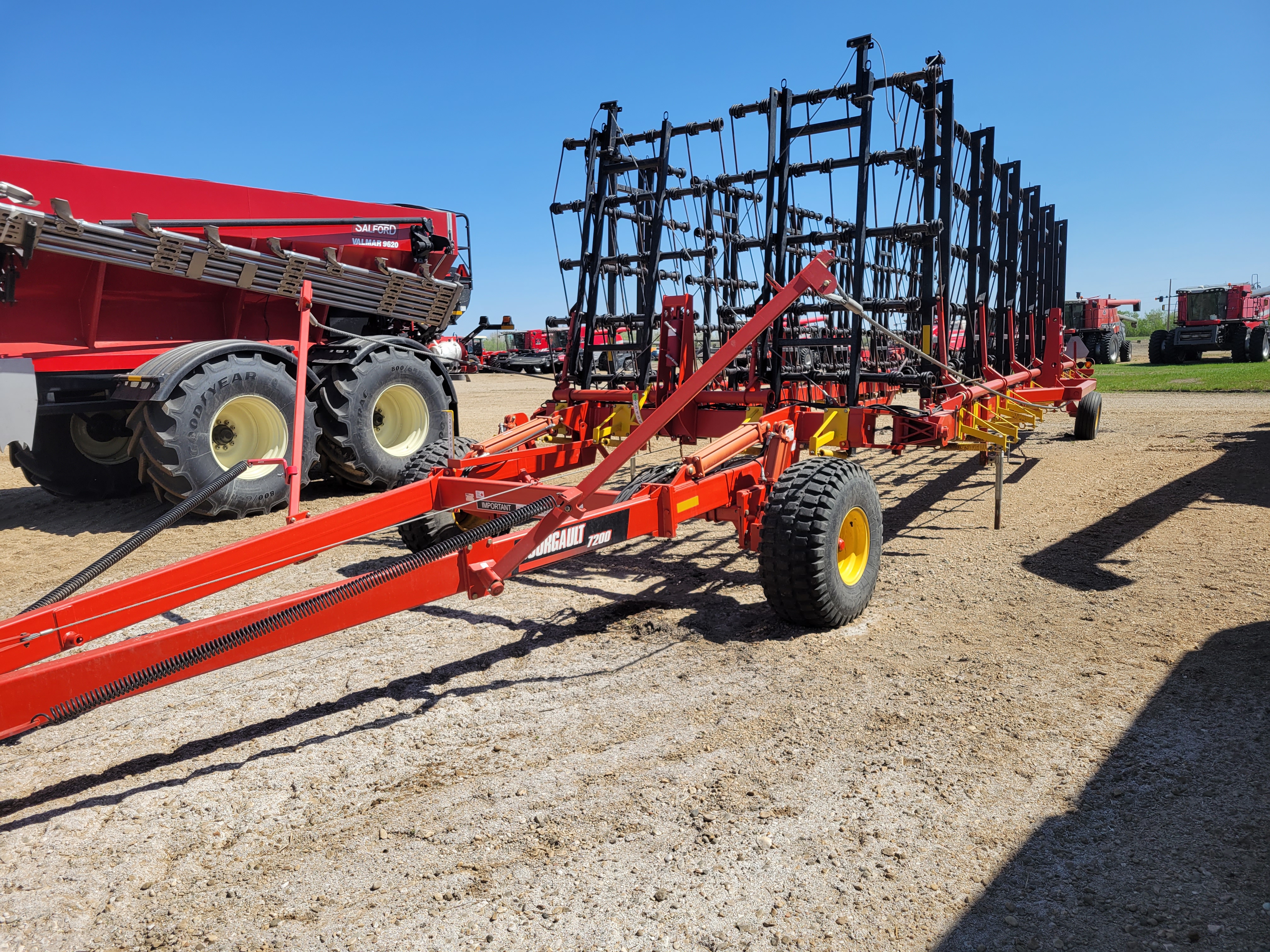 2013 Bourgault 7200 Harrow Heavy