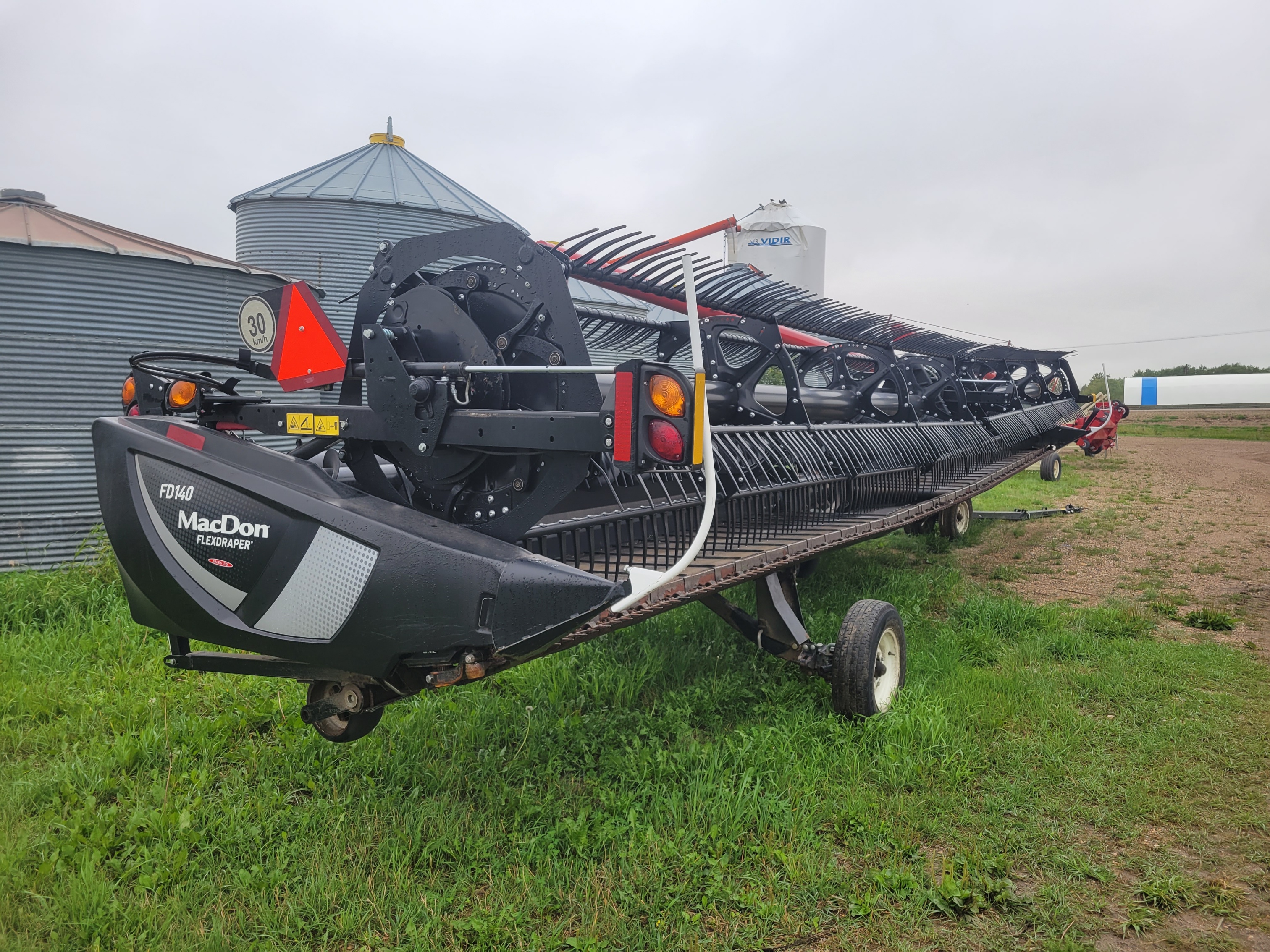 2021 MacDon FD140 Header Combine