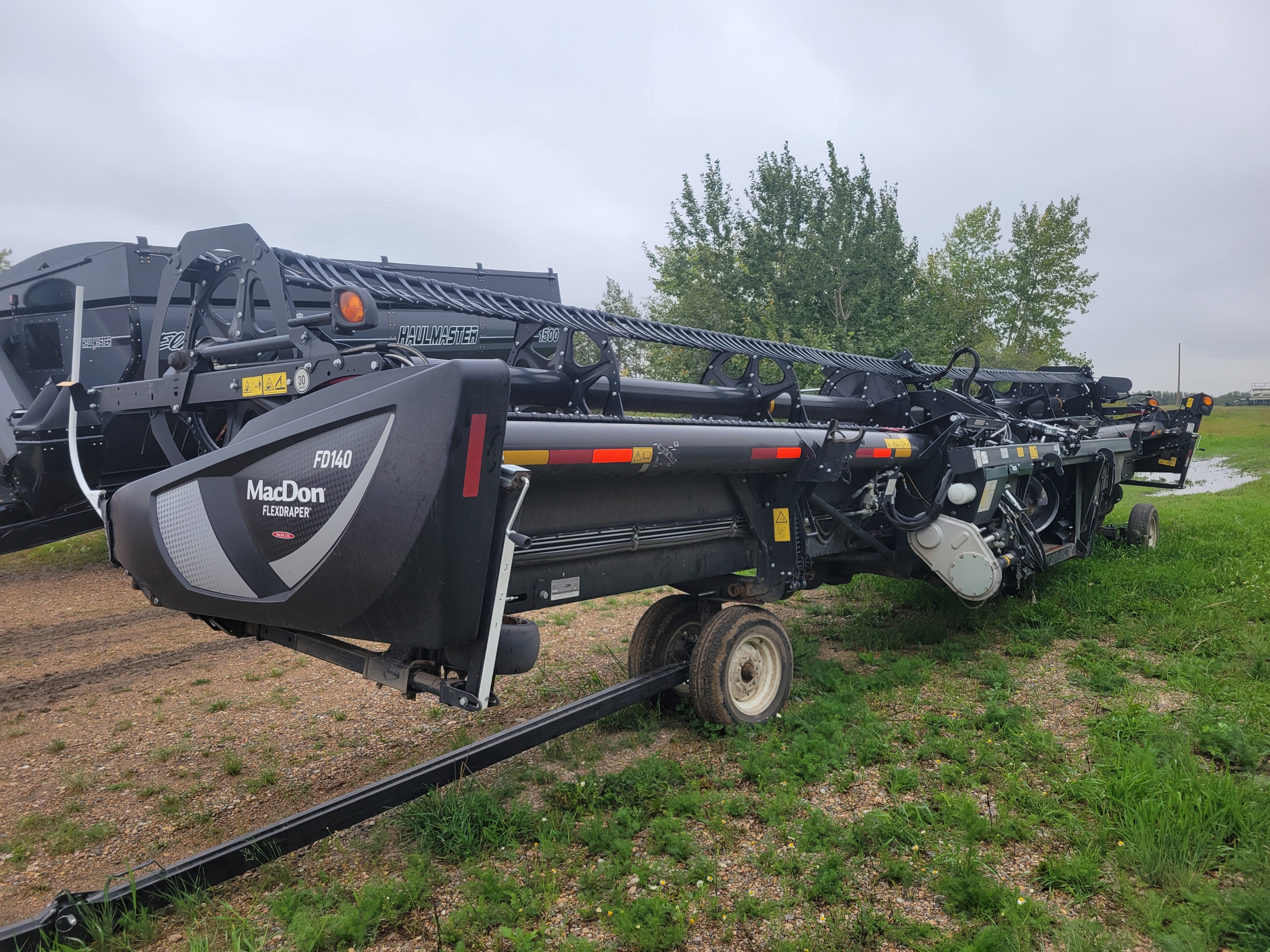 2021 MacDon FD140 Header Combine