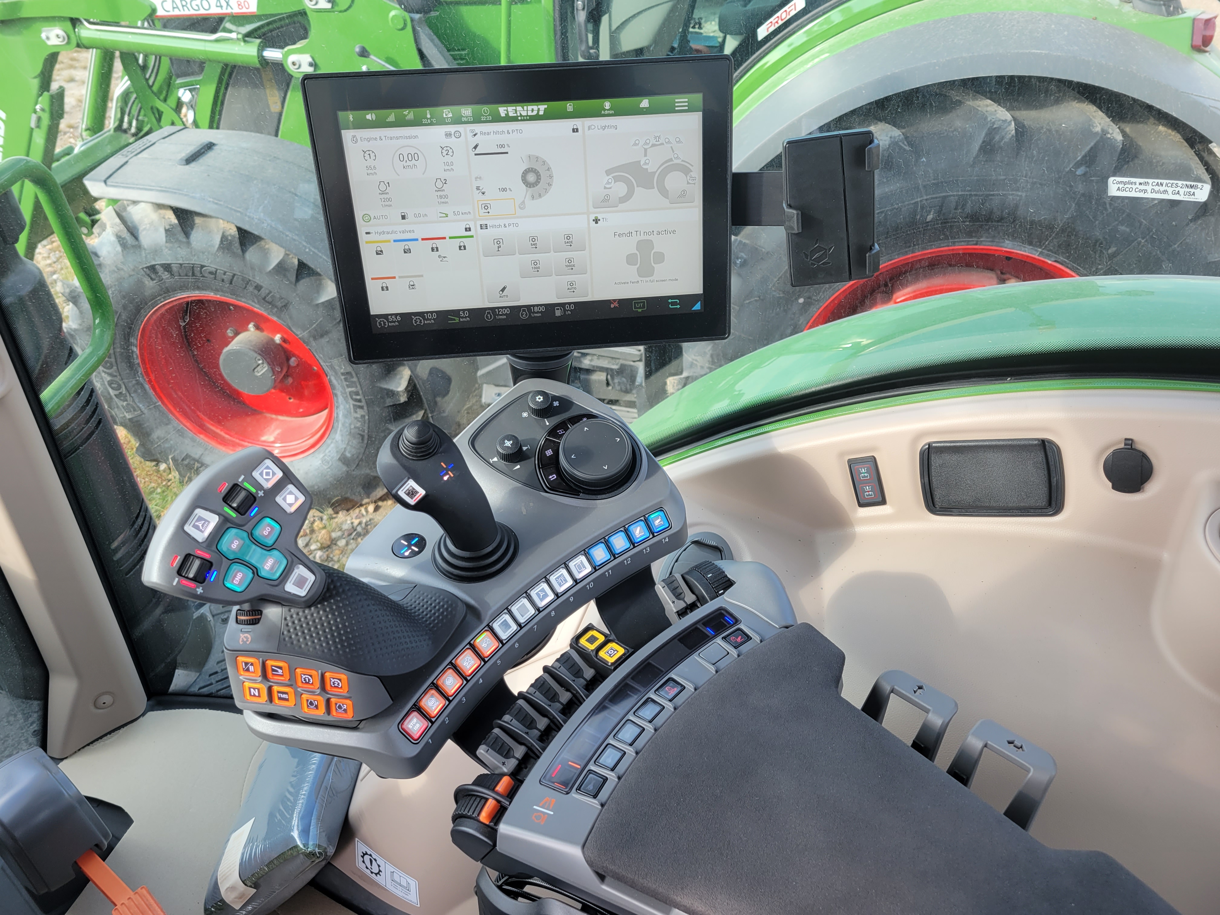 2023 Fendt 720 Gen6 Tractor