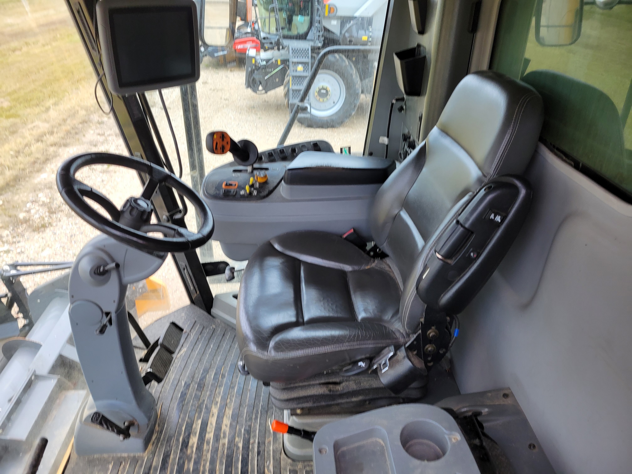 2012 Challenger 560C Combine