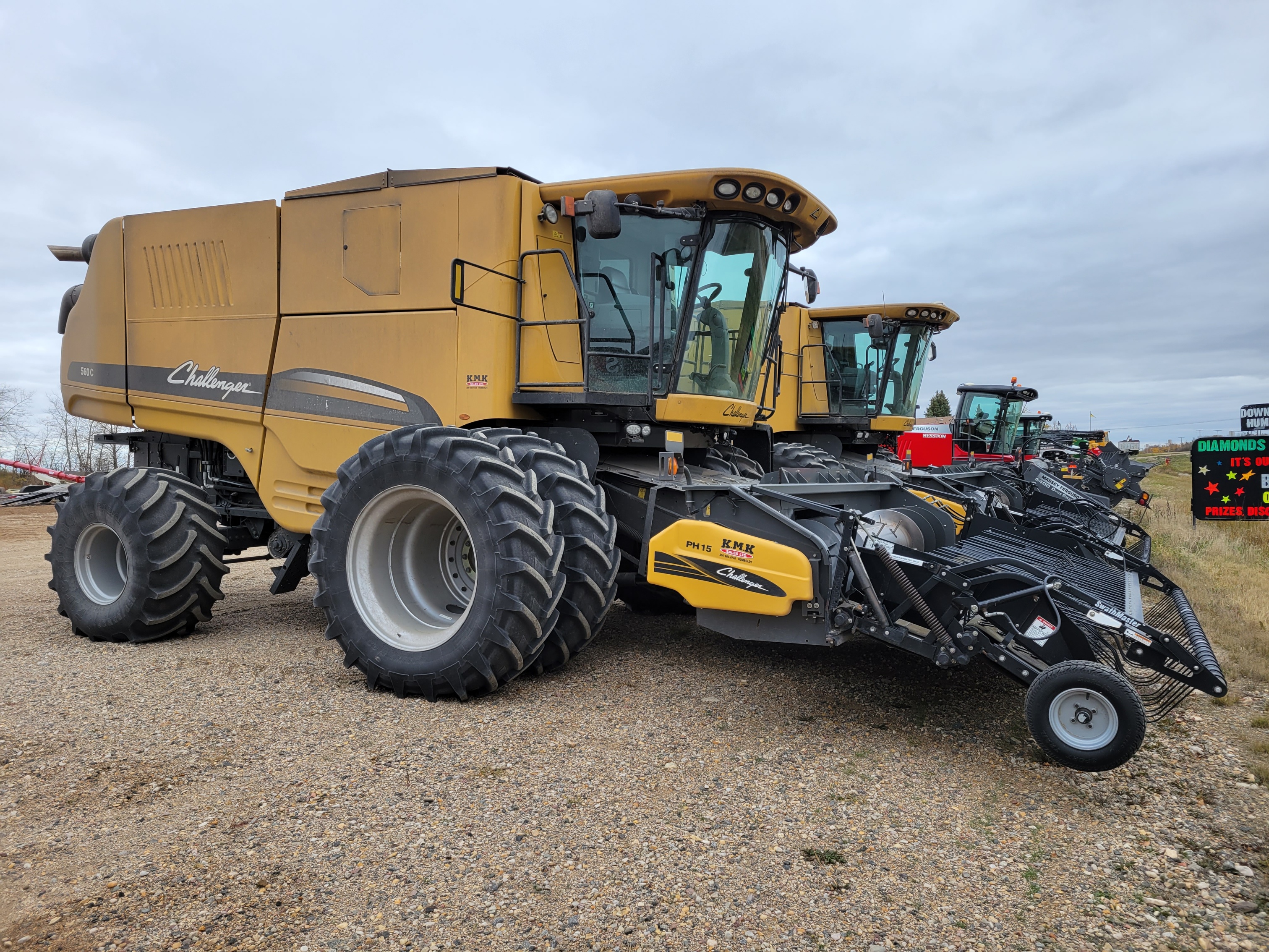 2012 Challenger 560C Combine