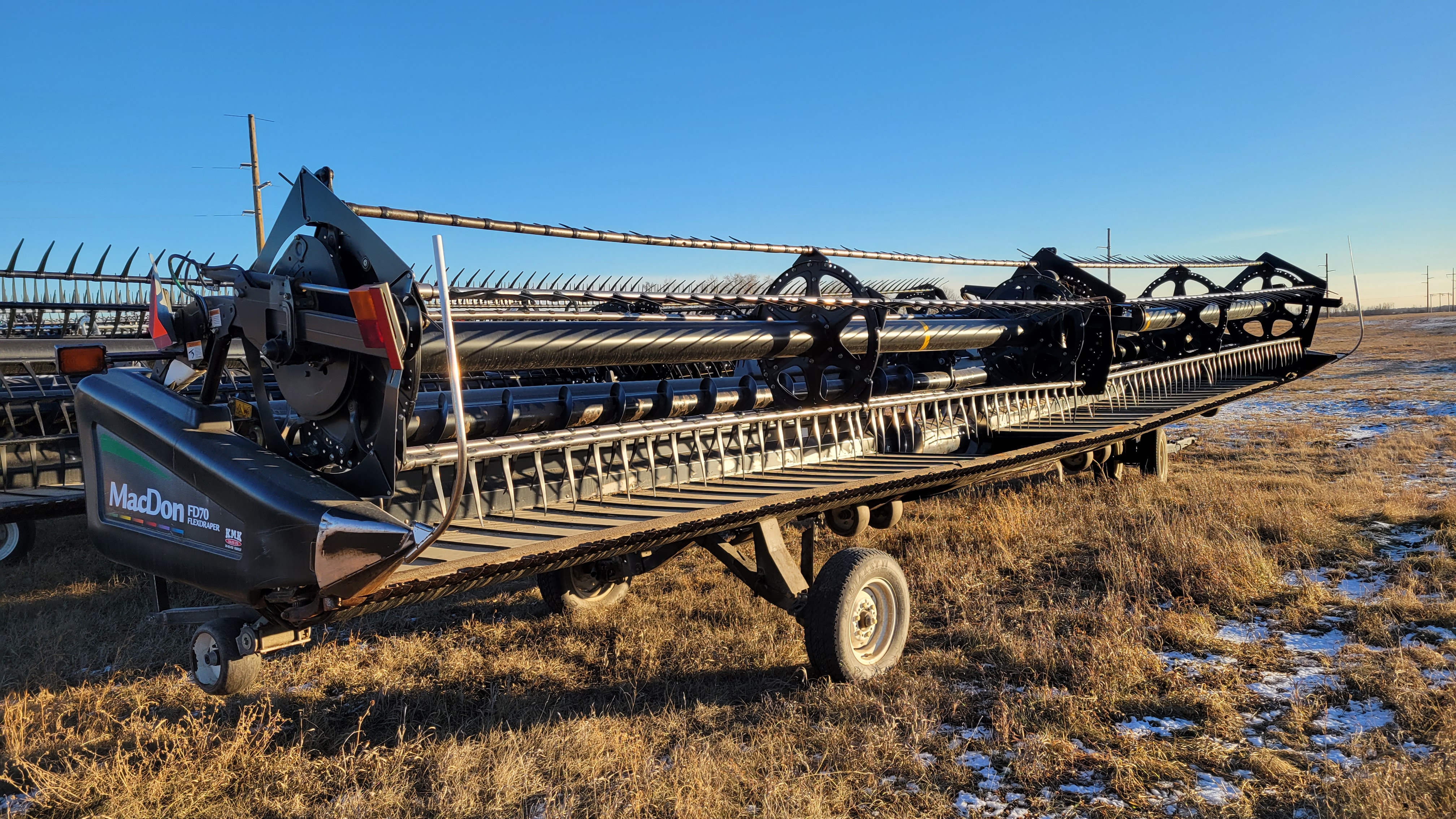 2011 MacDon FD70-40 Header Combine