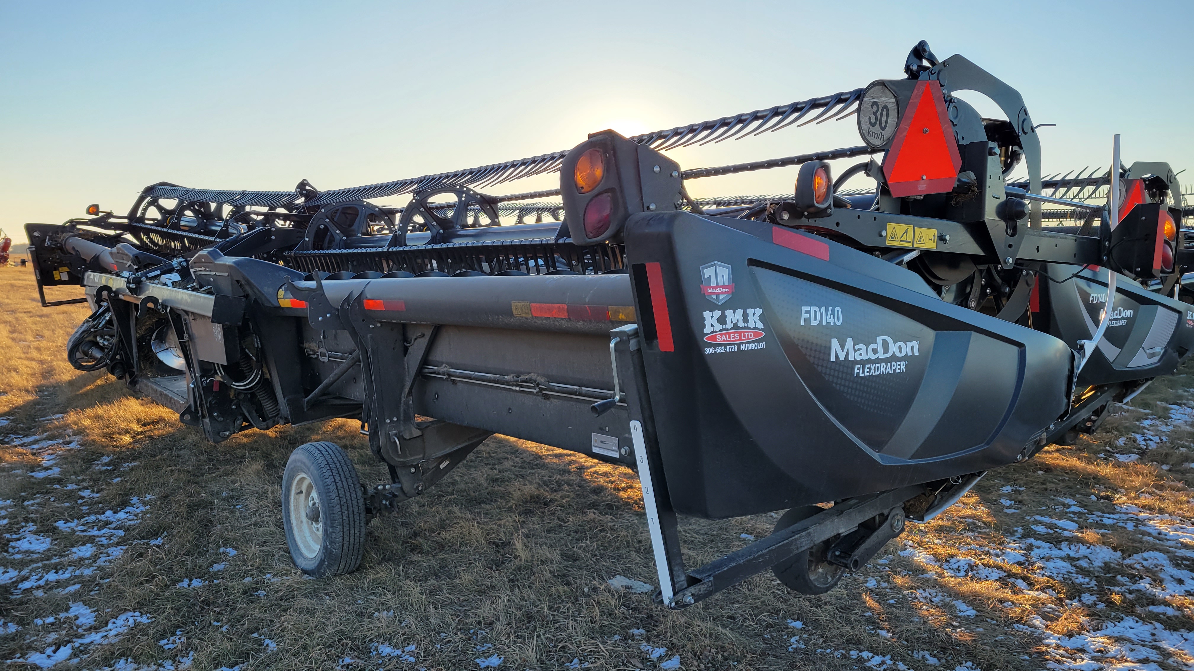 2019 MacDon FD140 Header Combine