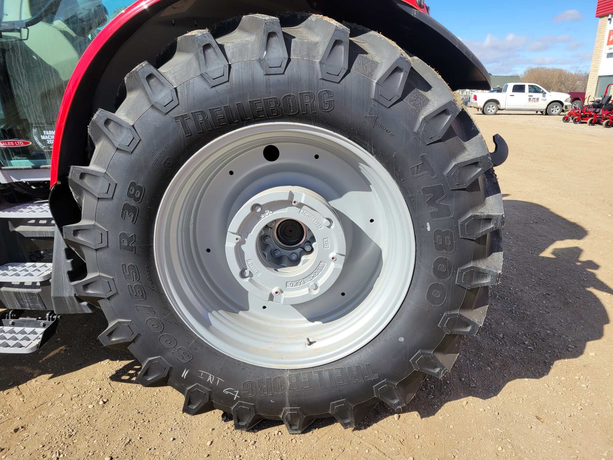 2023 Massey Ferguson 5S.135 Tractor