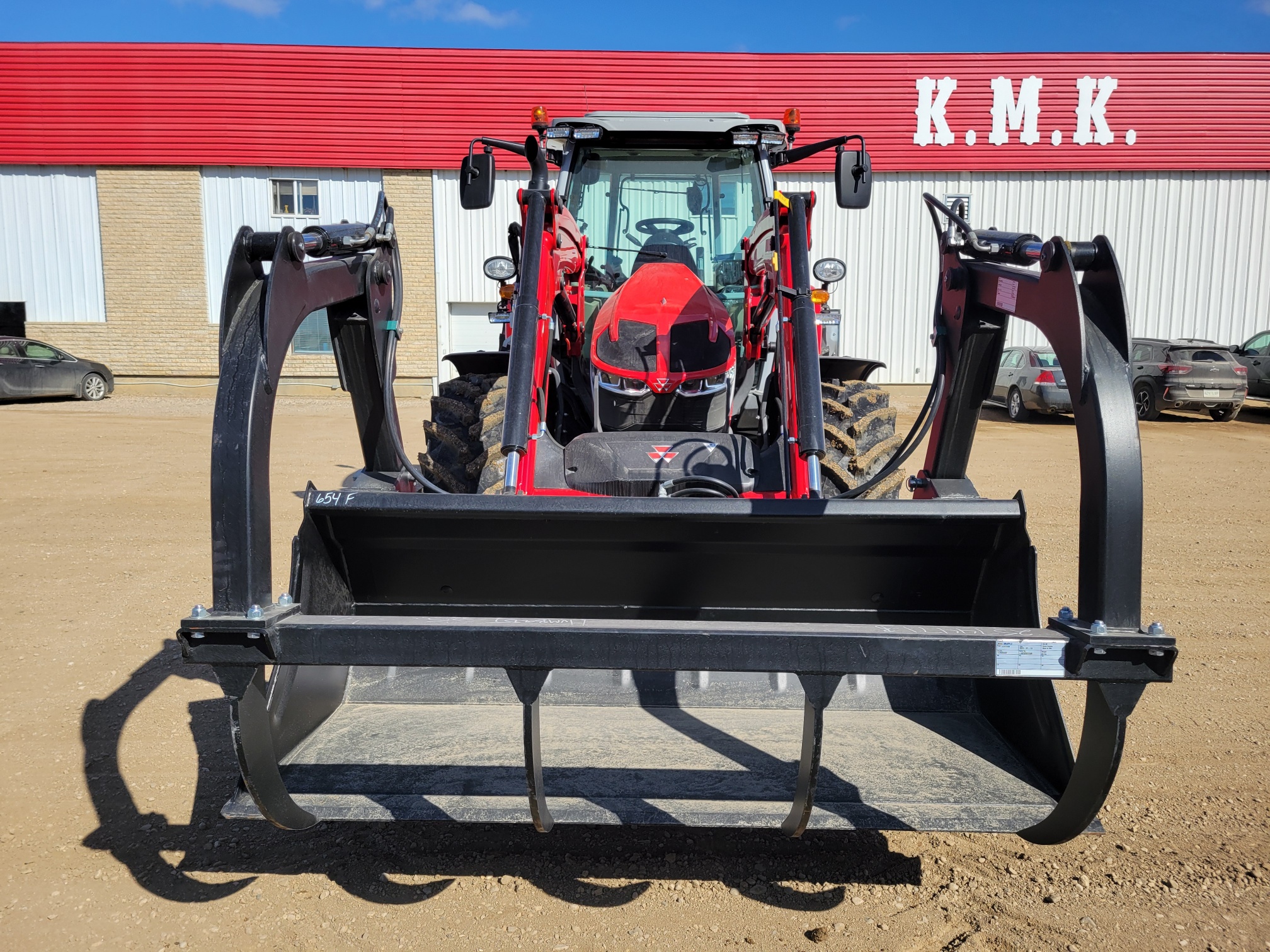 2023 Massey Ferguson 5S.135 Tractor