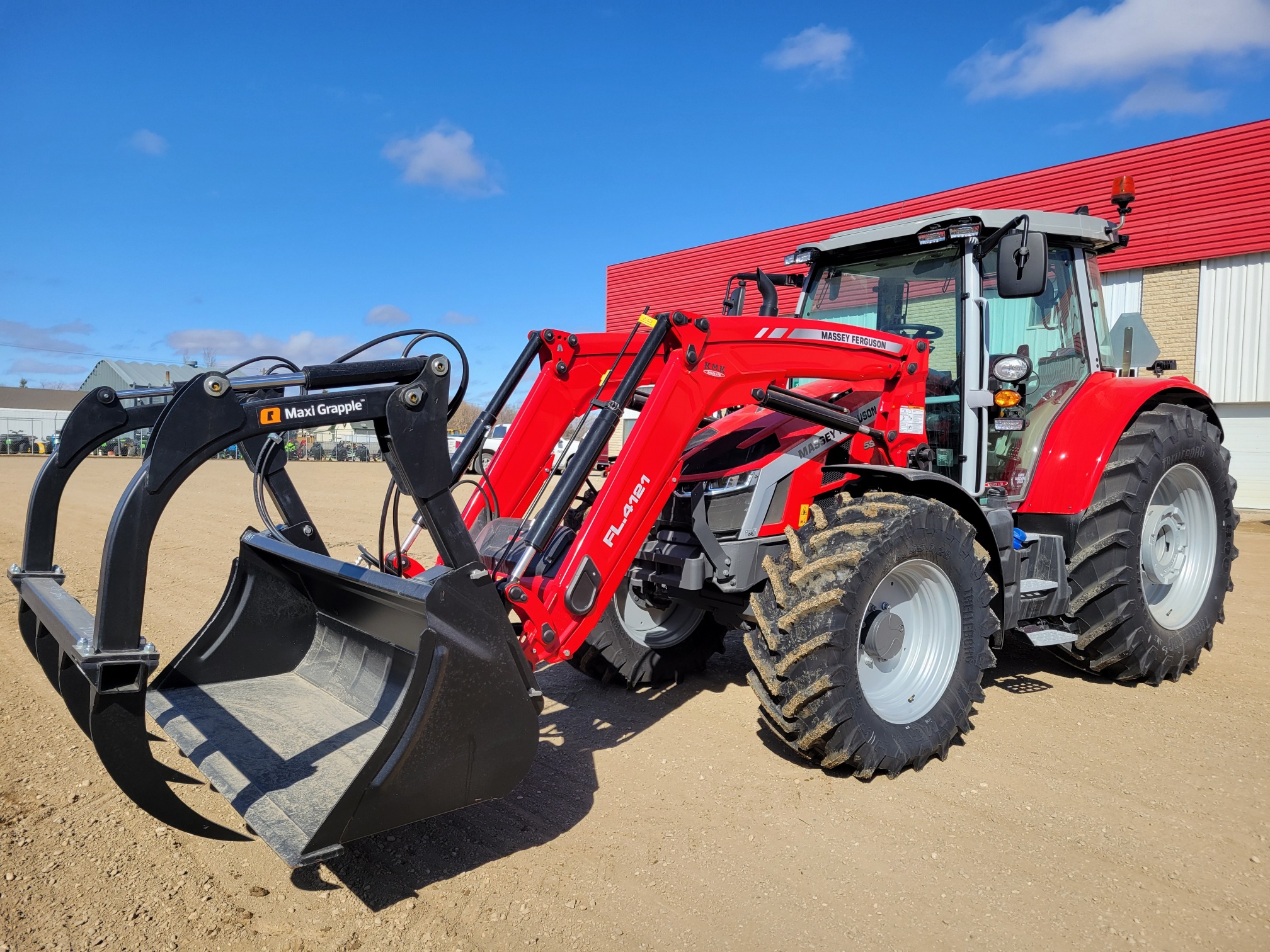 2023 Massey Ferguson 5S.135 Tractor