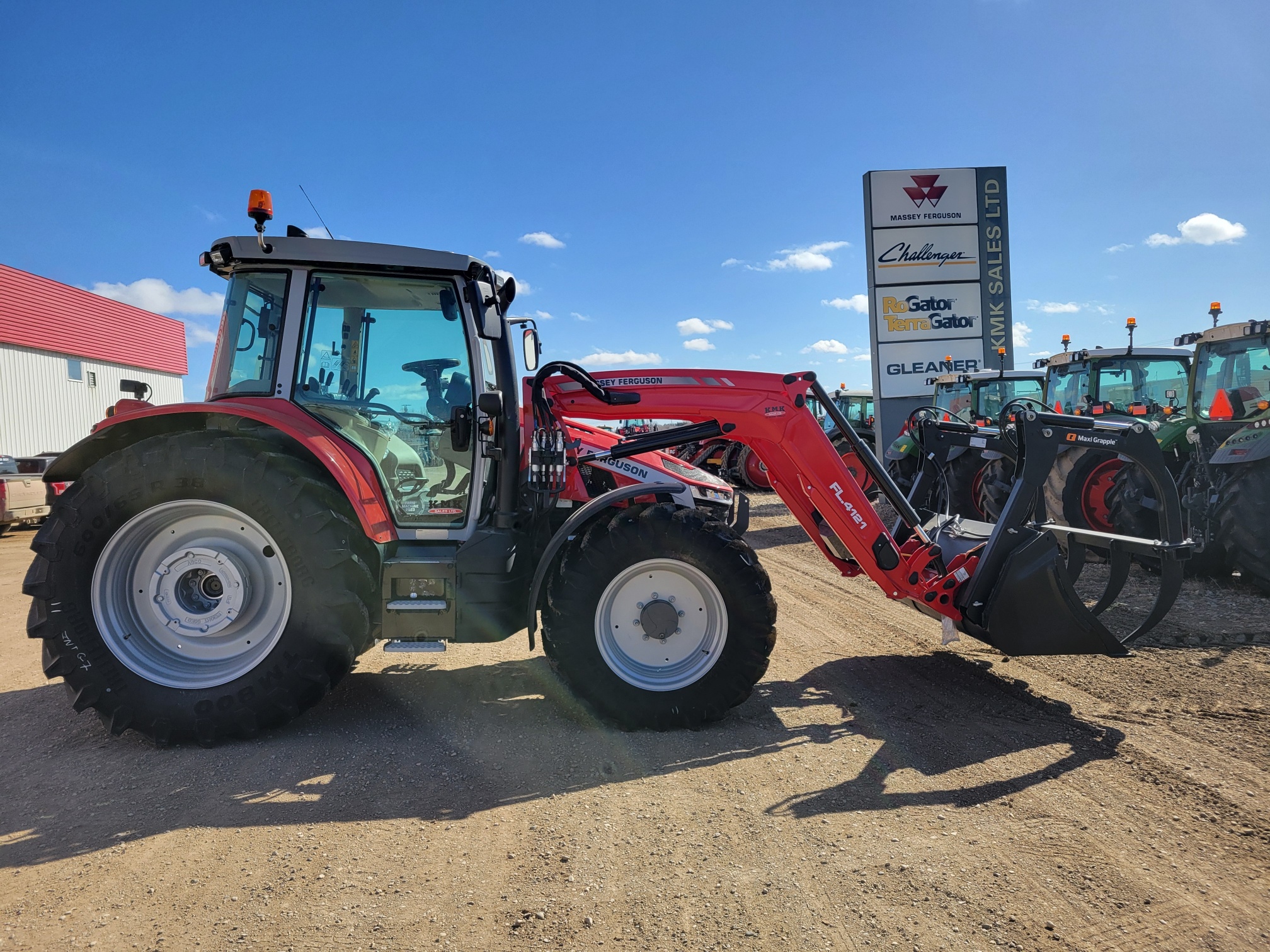 2023 Massey Ferguson 5S.135 Tractor