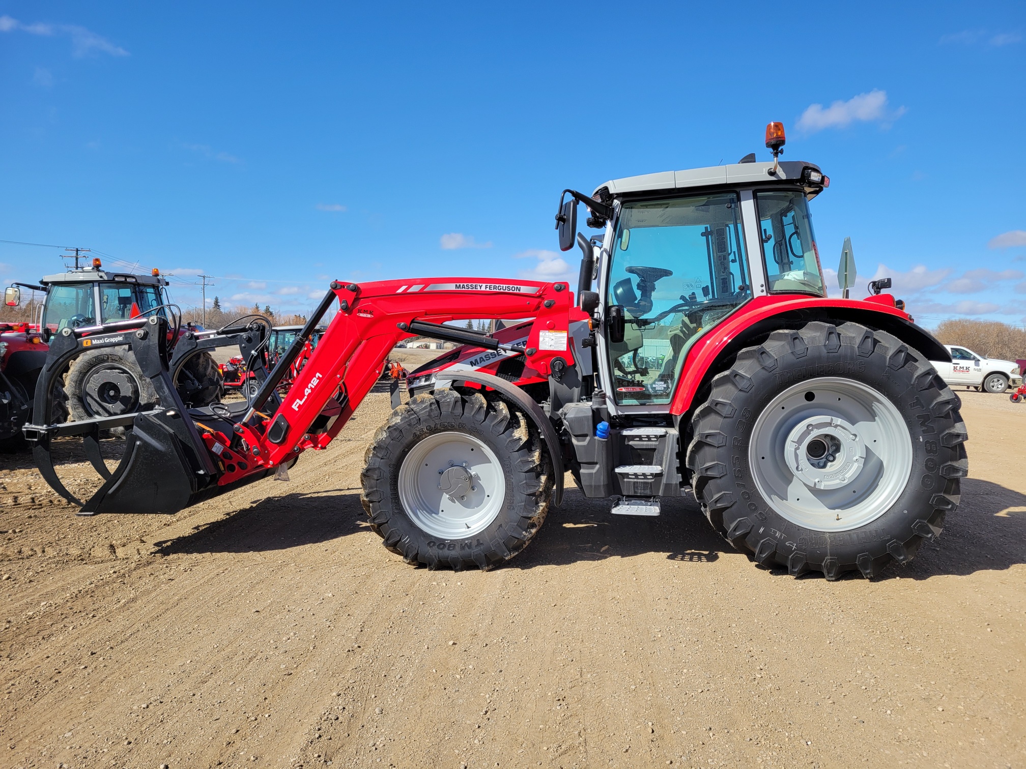 2023 Massey Ferguson 5S.135 Tractor